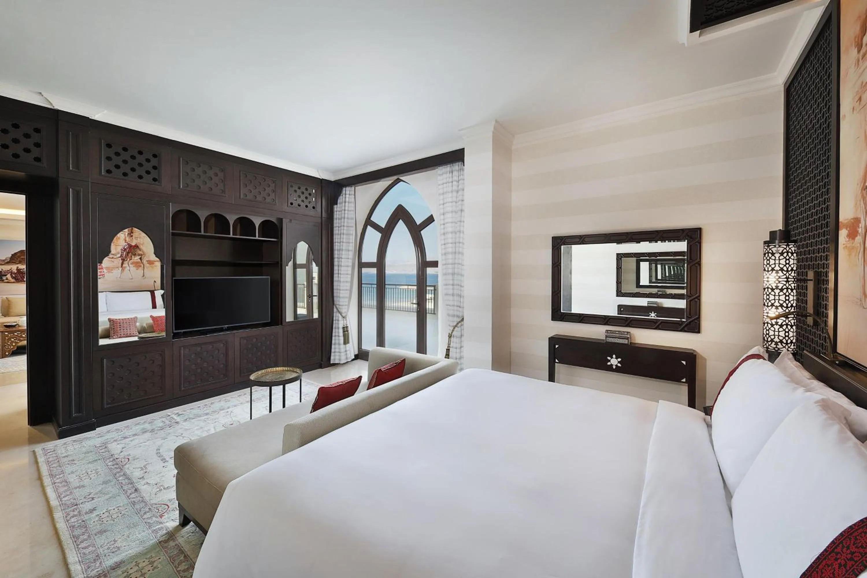 Bedroom, Bed in Al Manara, a Luxury Collection Hotel, Aqaba
