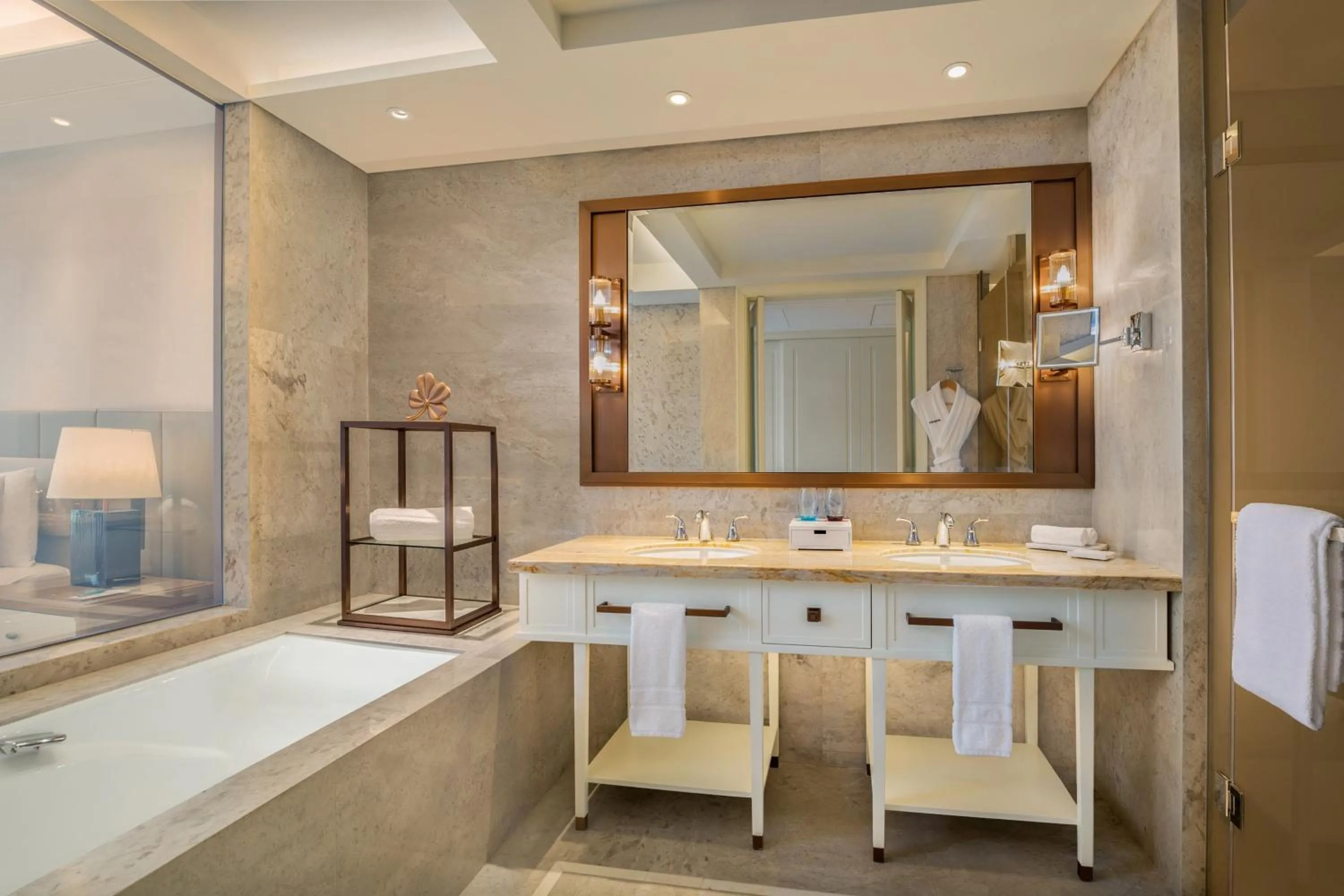 Bathroom in Le Meridien Suzhou, Suzhou Bay