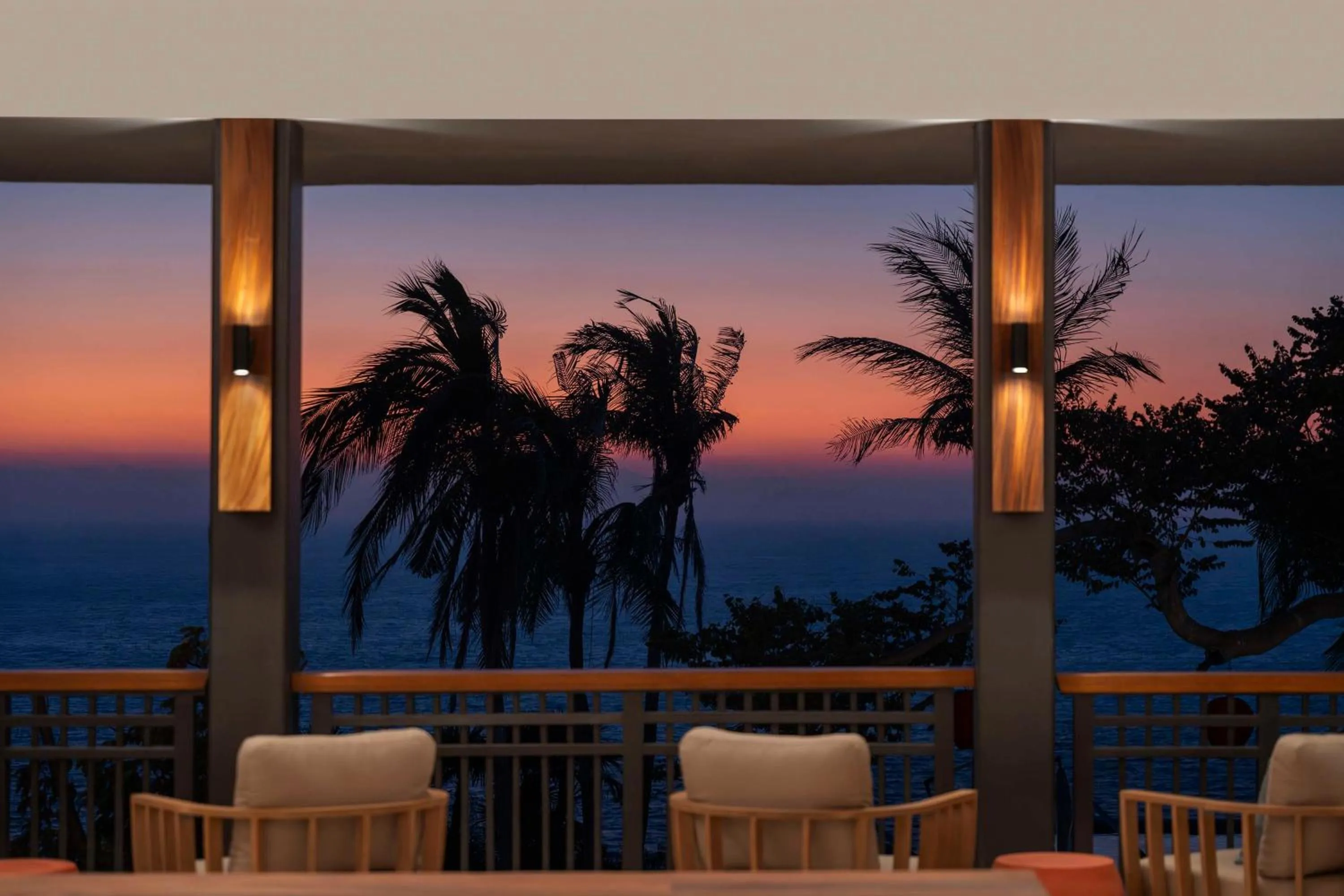 Lounge or bar in Banyan Tree Cabo Marques