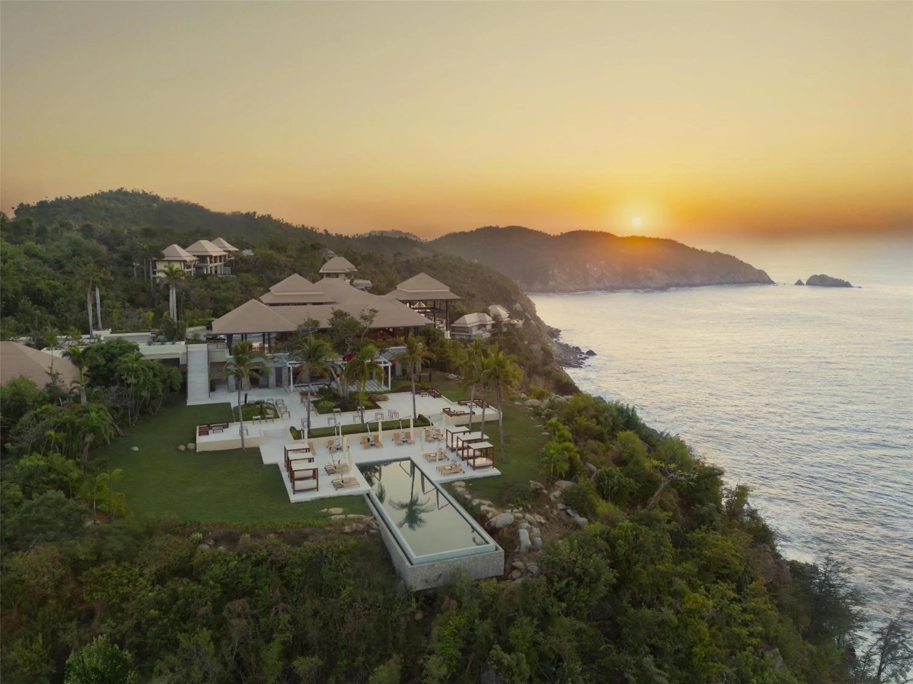 Property building in Banyan Tree Cabo Marques