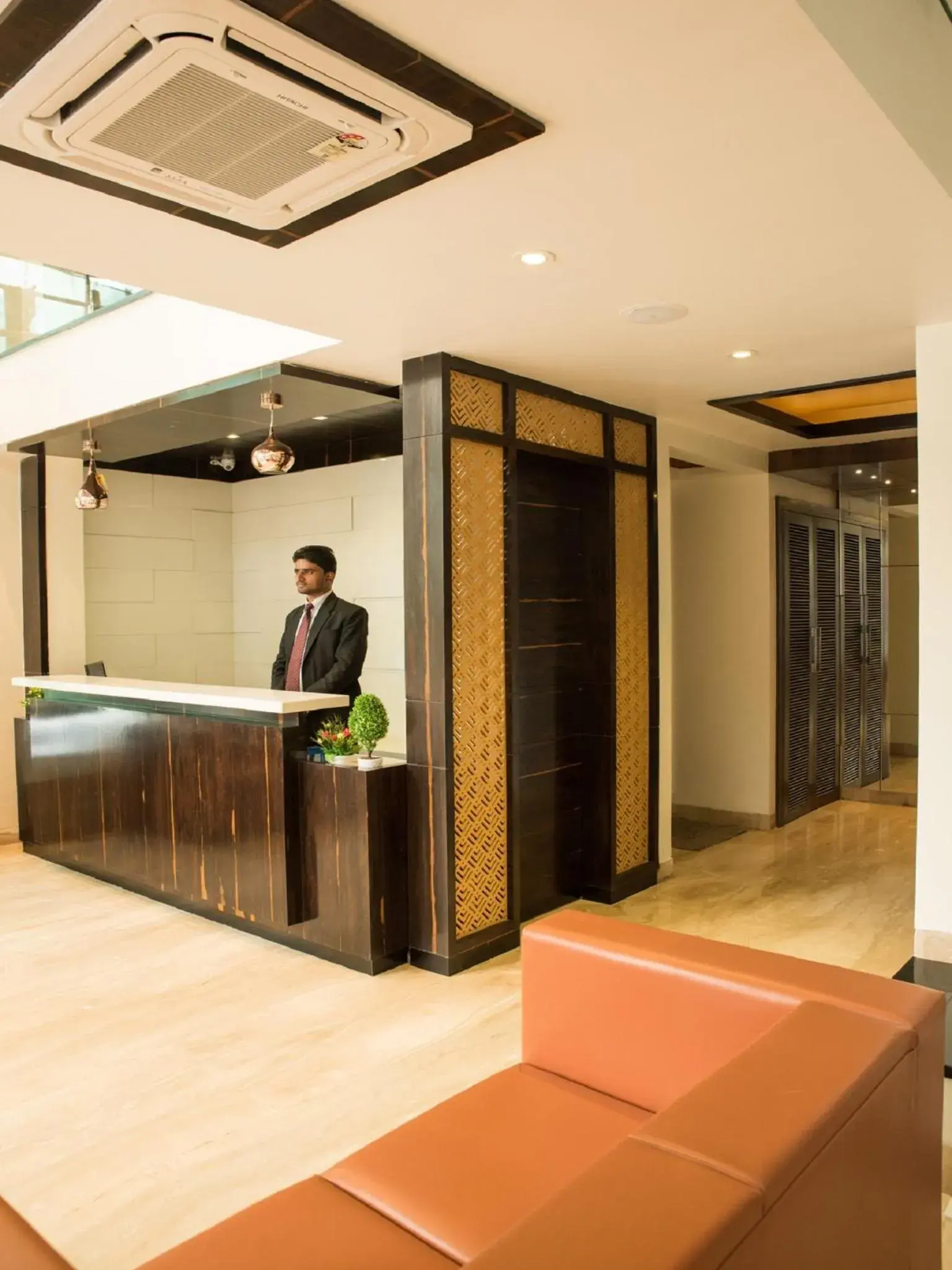 Lobby or reception in Hotel Sangat Regency Lobby or reception in Hotel Sangat Regency