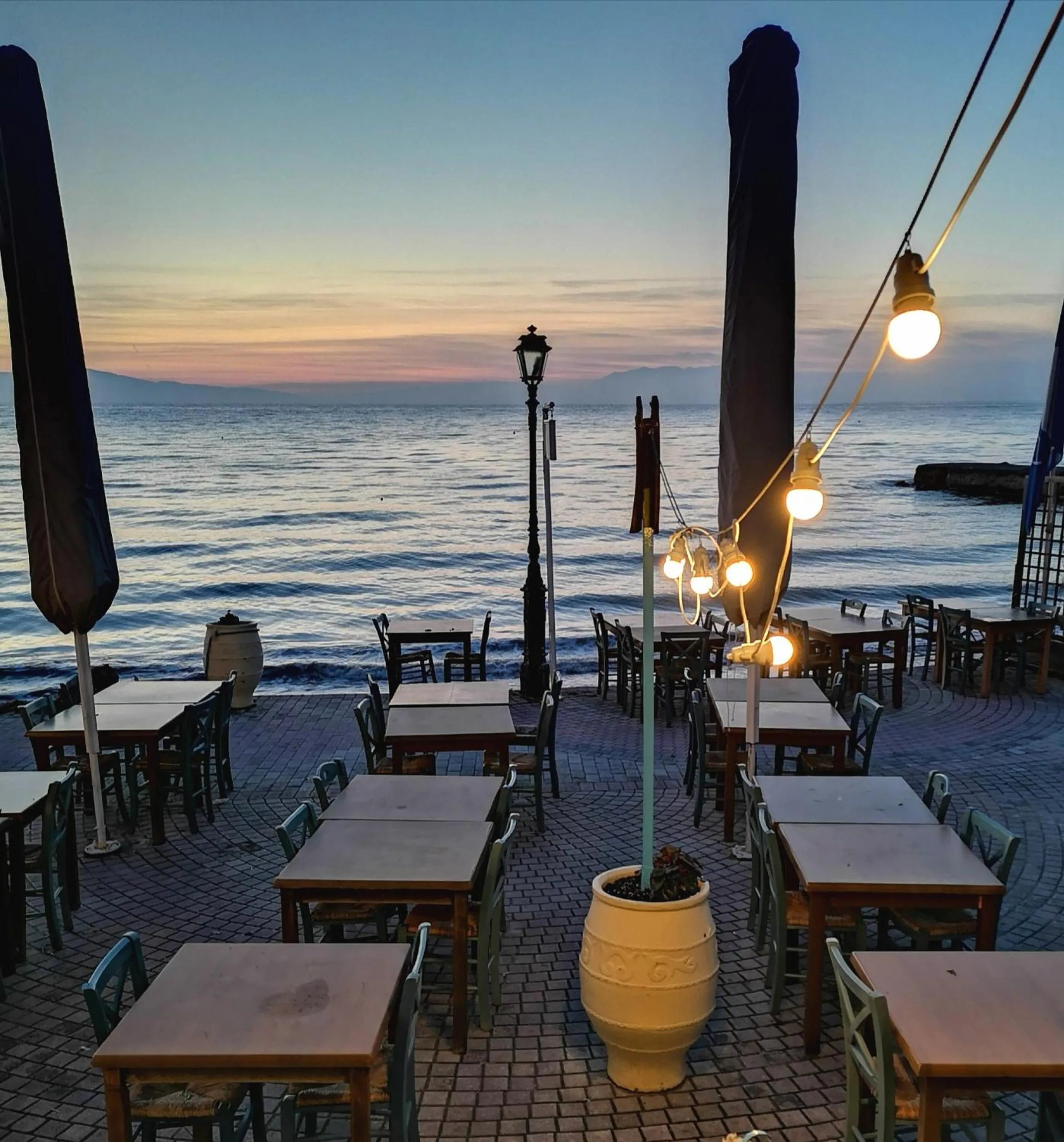 Restaurant/places to eat in Acrogiali Sunshine