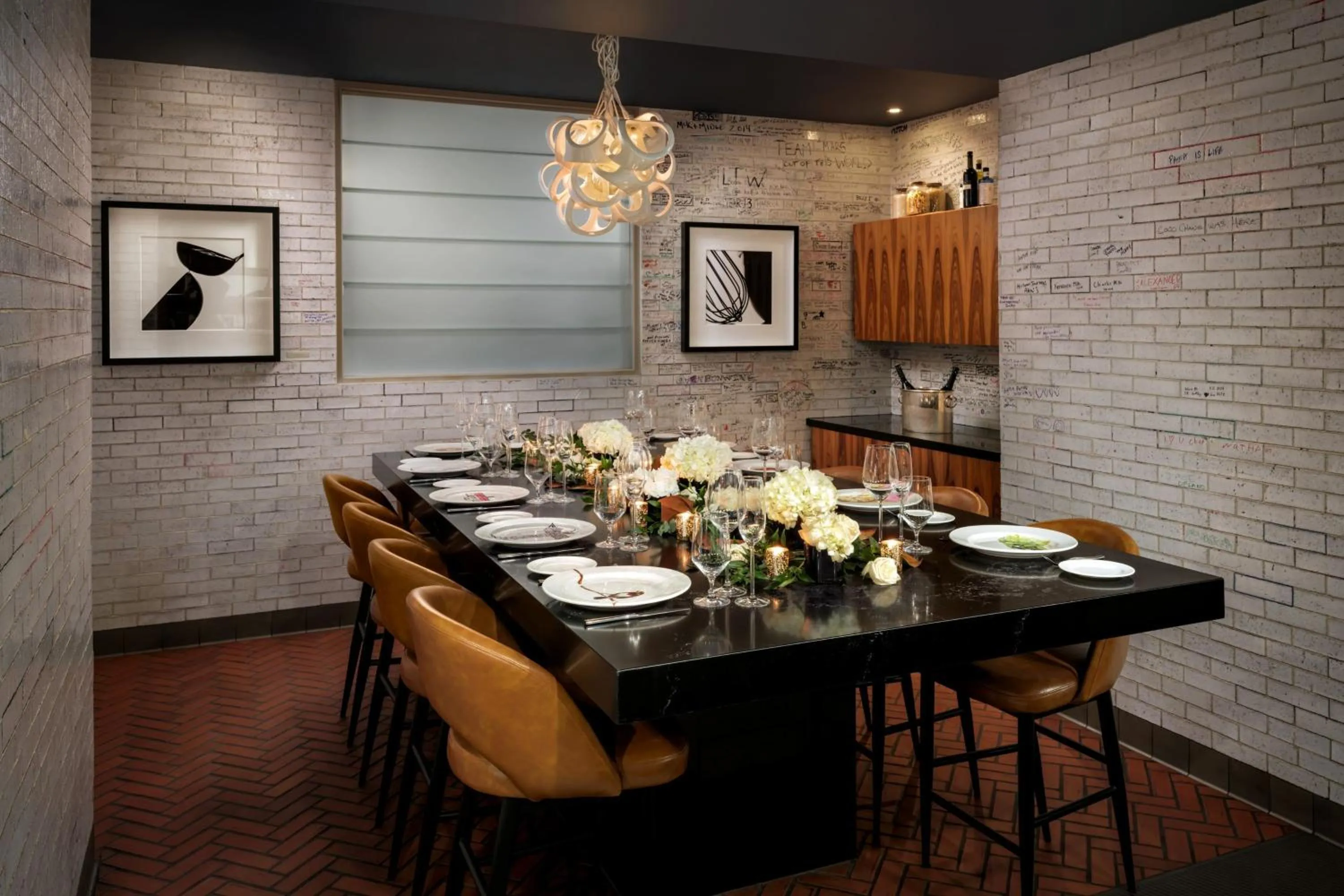 Restaurant/places to eat in The Ritz-Carlton, Toronto