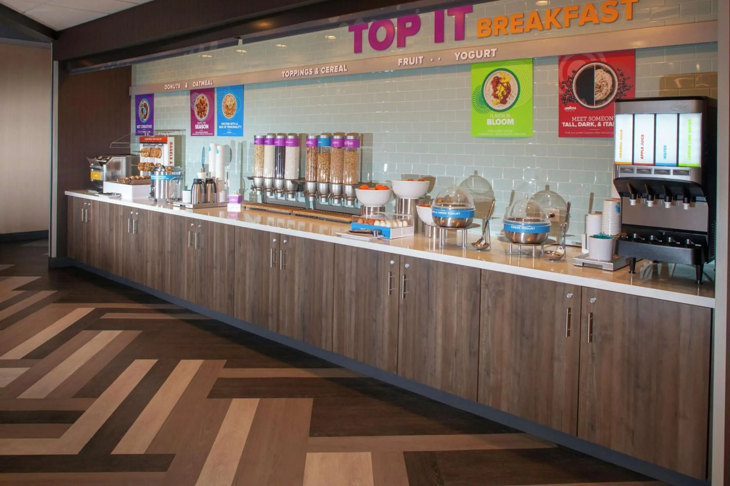 Restaurant/places to eat in Tru By Hilton Farmville Va Restaurant/places to eat in Tru By Hilton Farmville Va