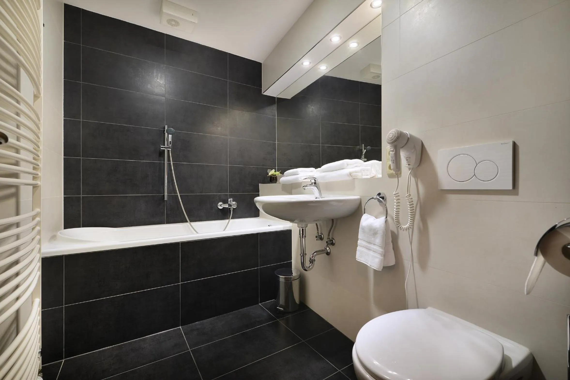 Toilet in Wellness Golf Hotel Morris