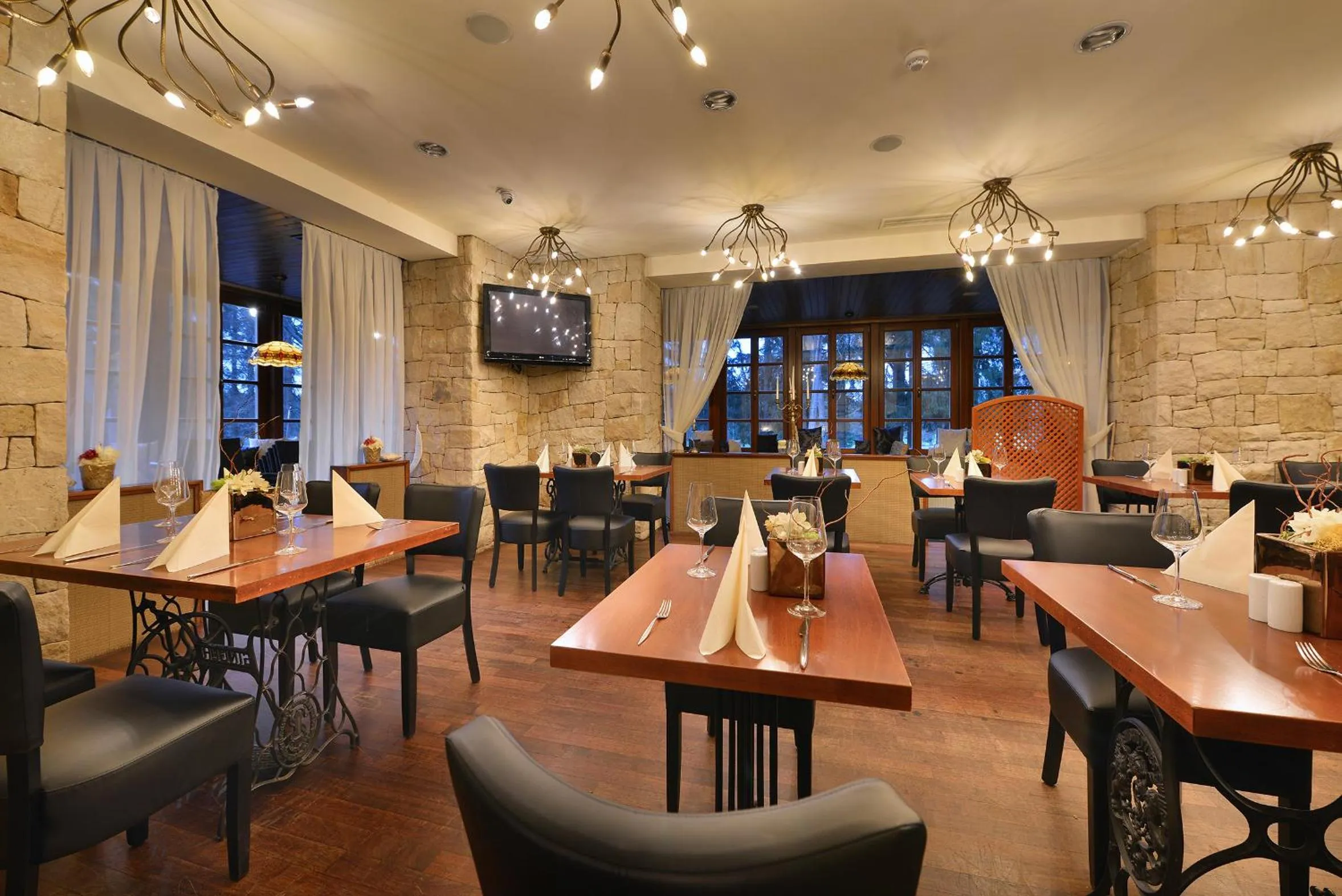 Restaurant/places to eat in Wellness Golf Hotel Morris