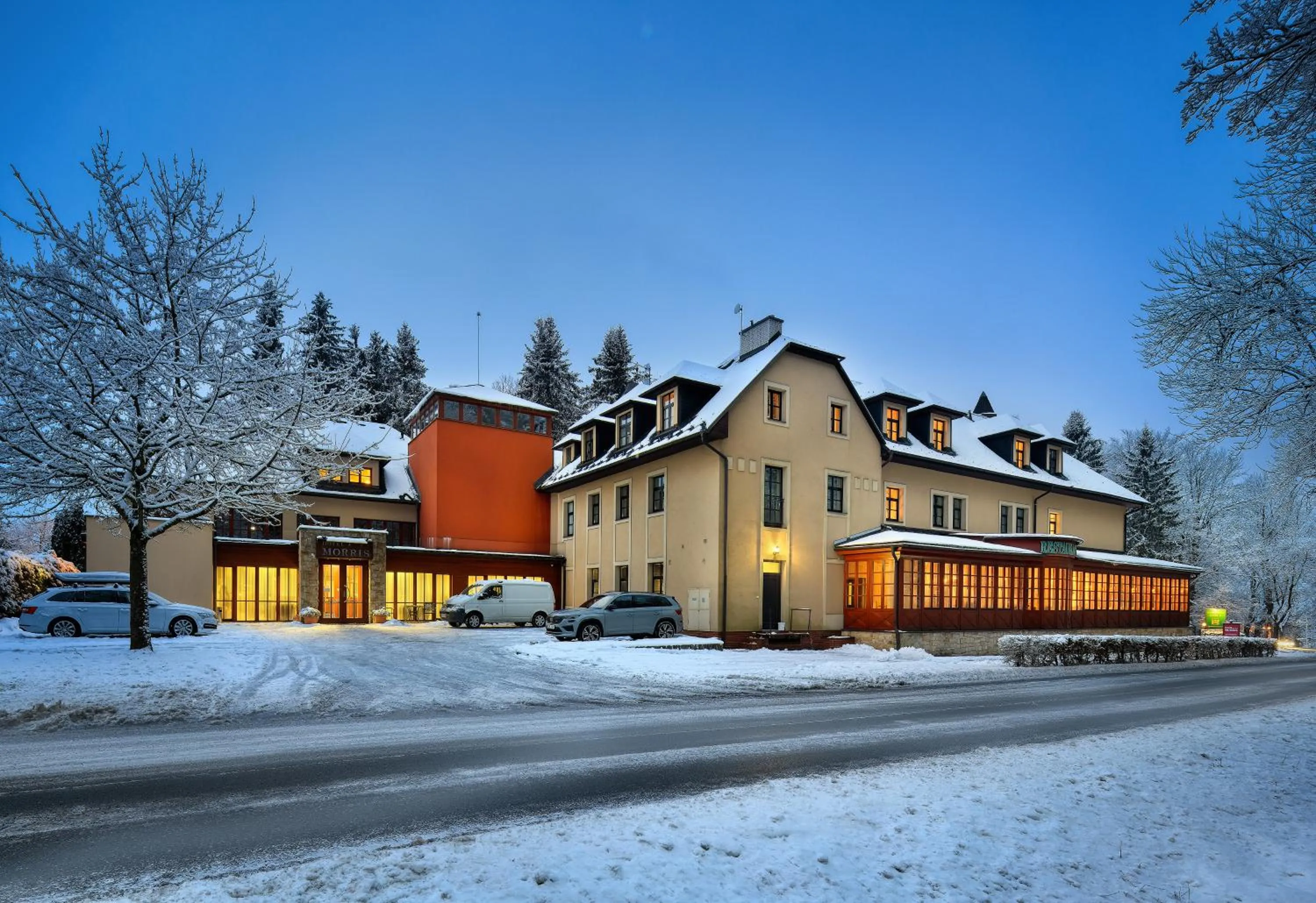 Property building in Wellness Golf Hotel Morris