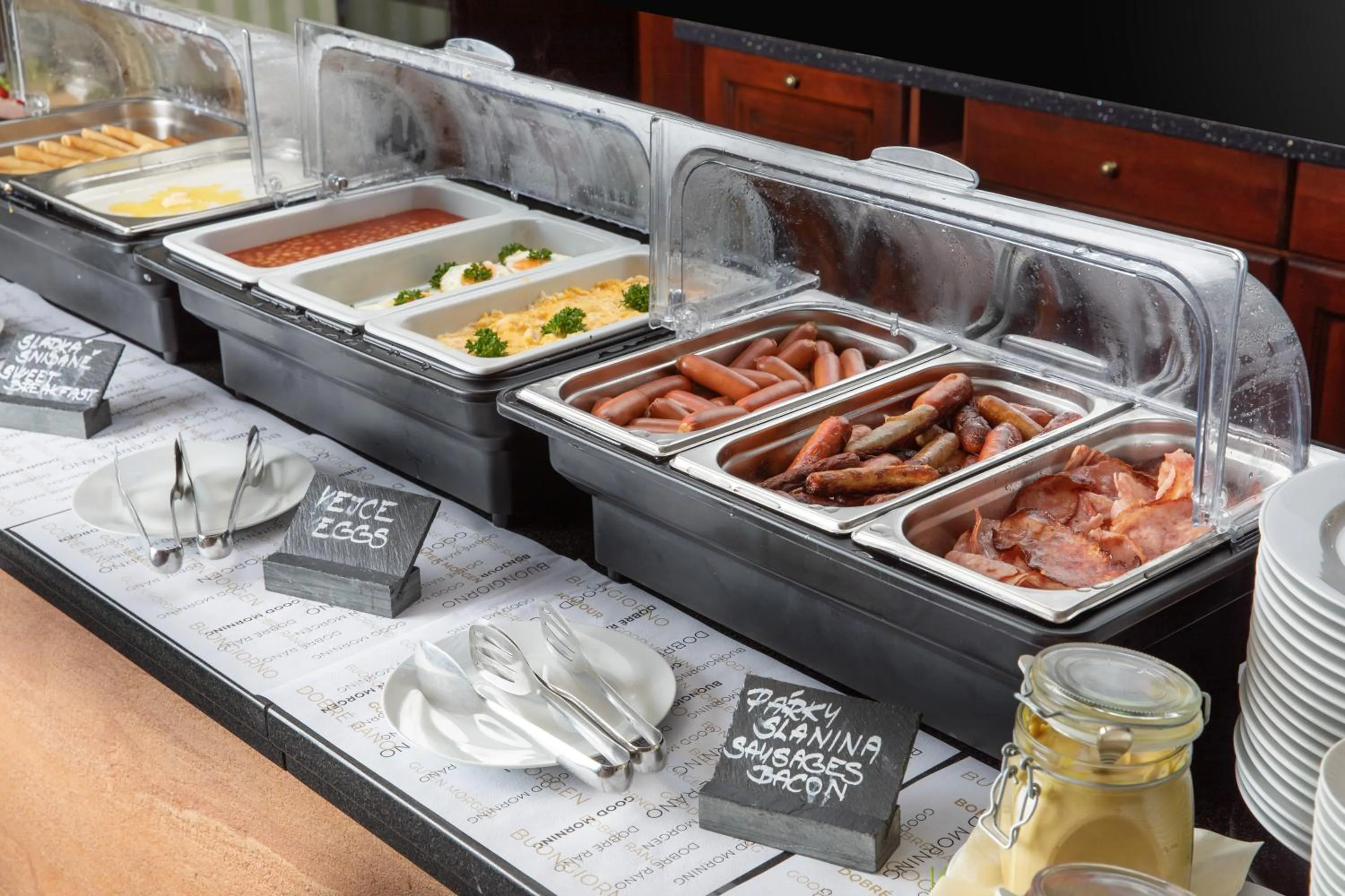 Breakfast in Wellness Golf Hotel Morris