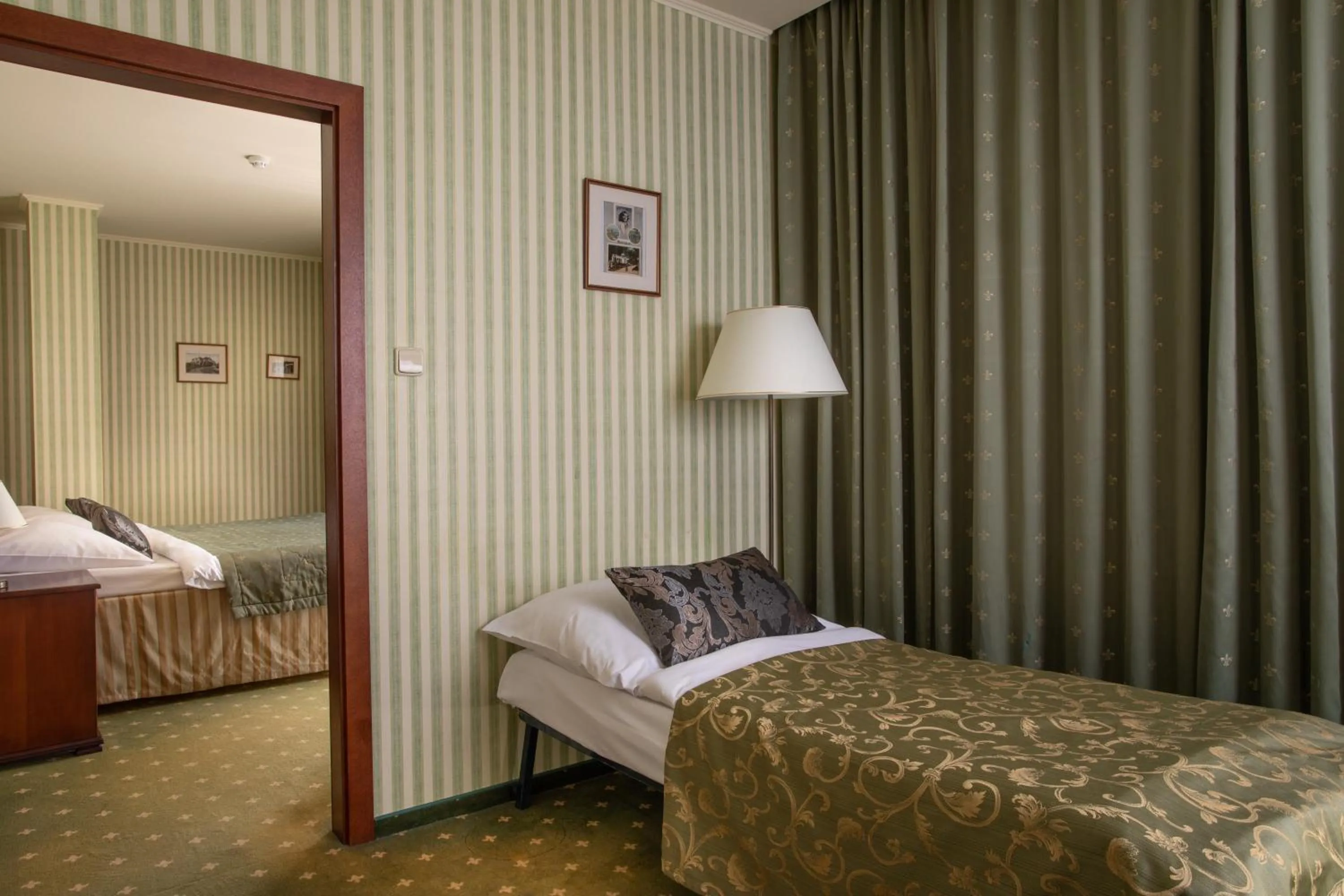 Bed in Wellness Golf Hotel Morris