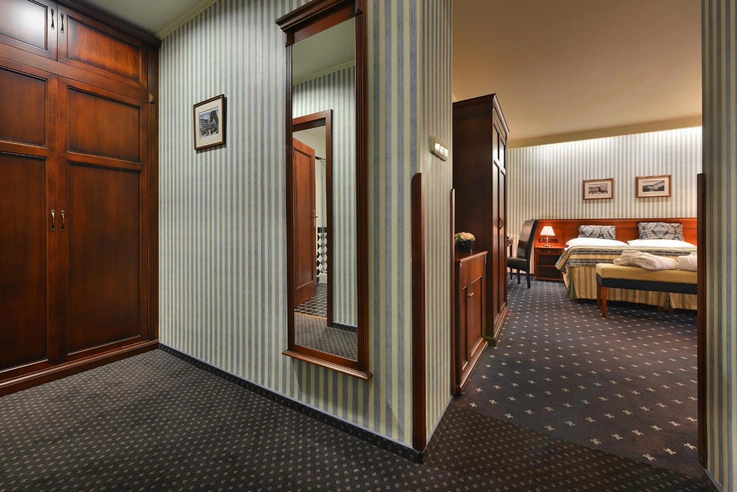 Photo of the whole room, Bed in Wellness Golf Hotel Morris