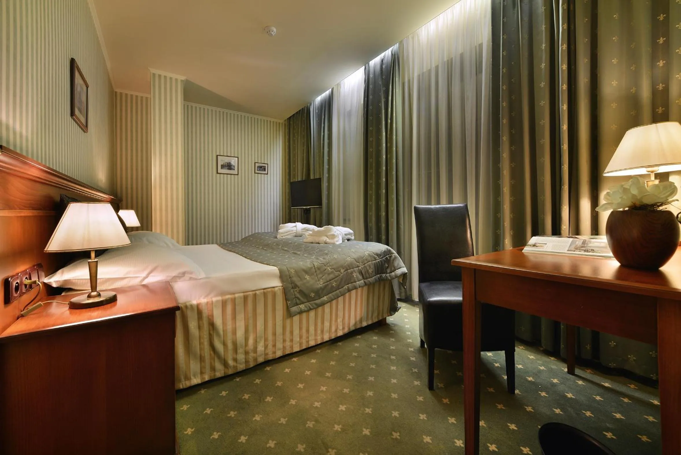 Bed in Wellness Golf Hotel Morris