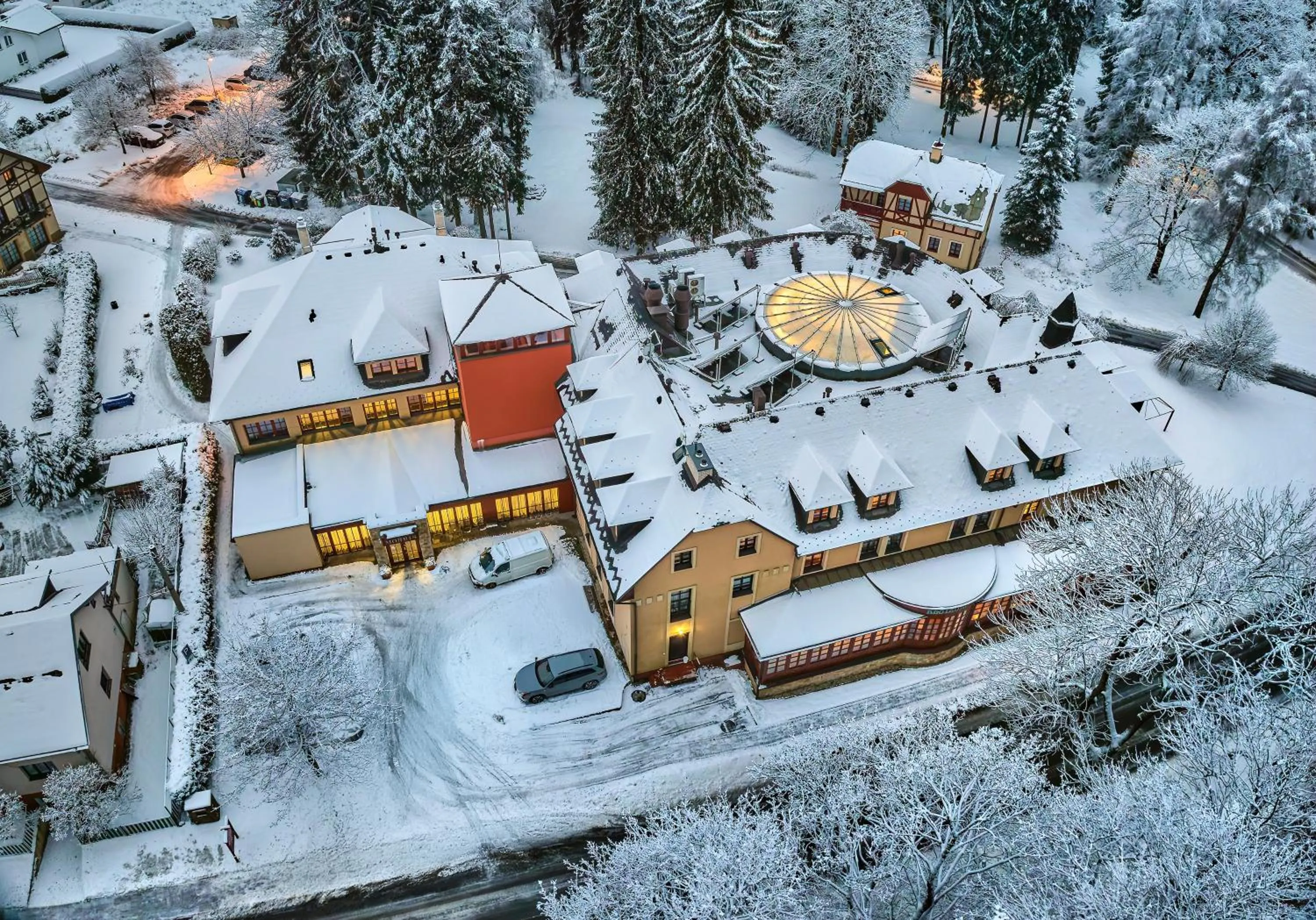 Property building in Wellness Golf Hotel Morris