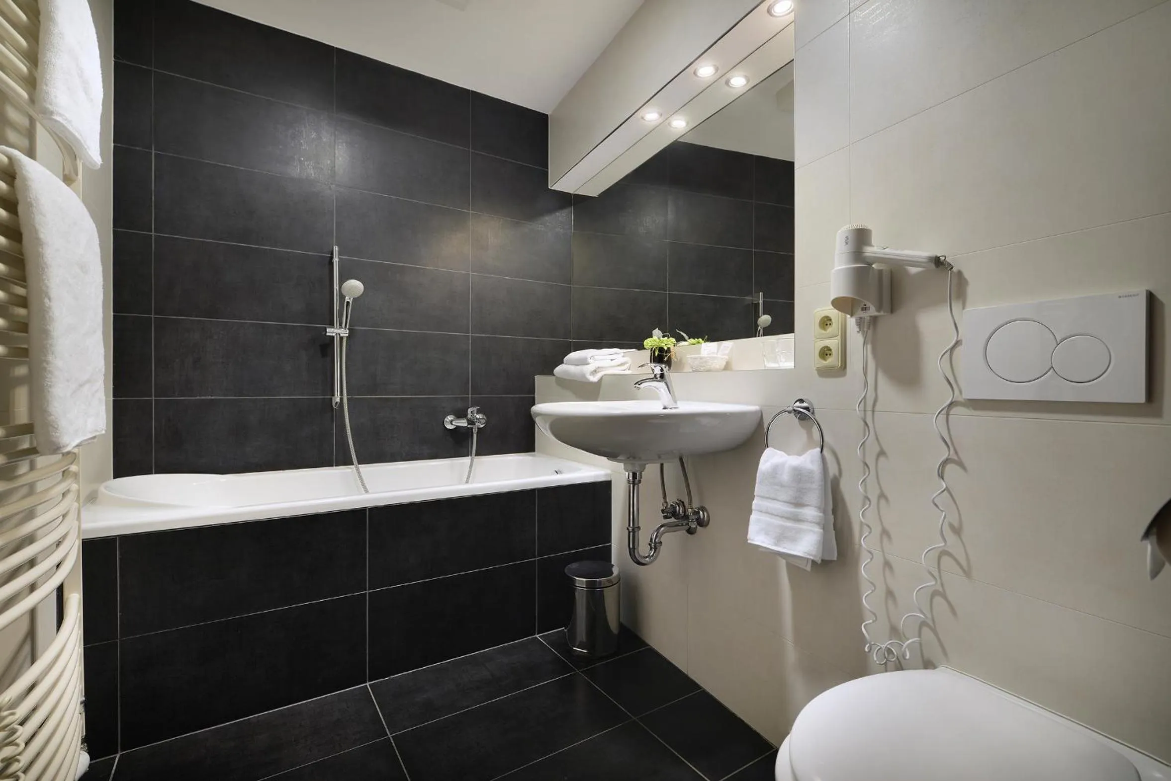 Toilet in Wellness Golf Hotel Morris