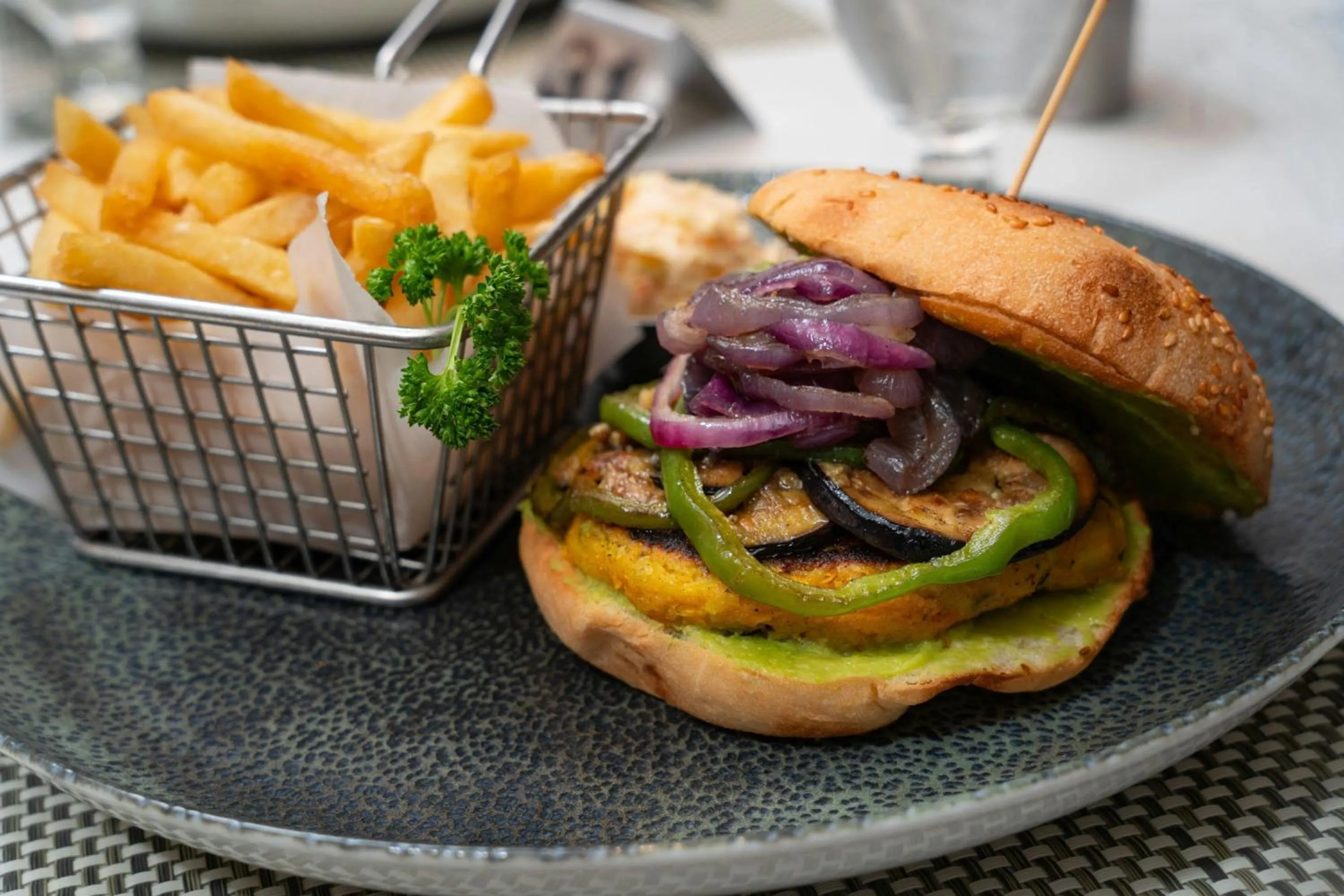 Lounge or bar in Courtyard by Marriott Bridgetown, Barbados