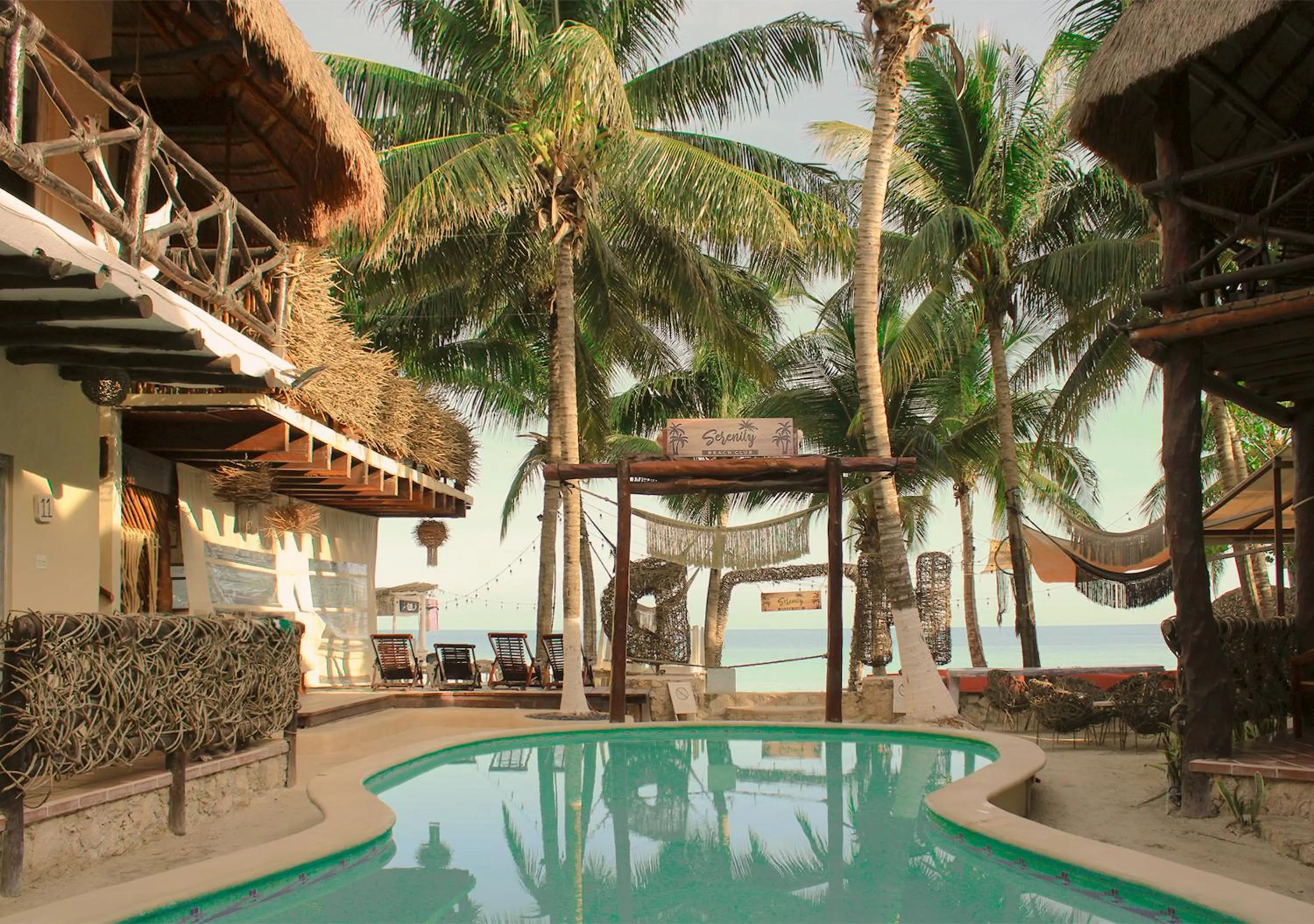 Swimming pool in Holbox Dream Beachfront Hotel