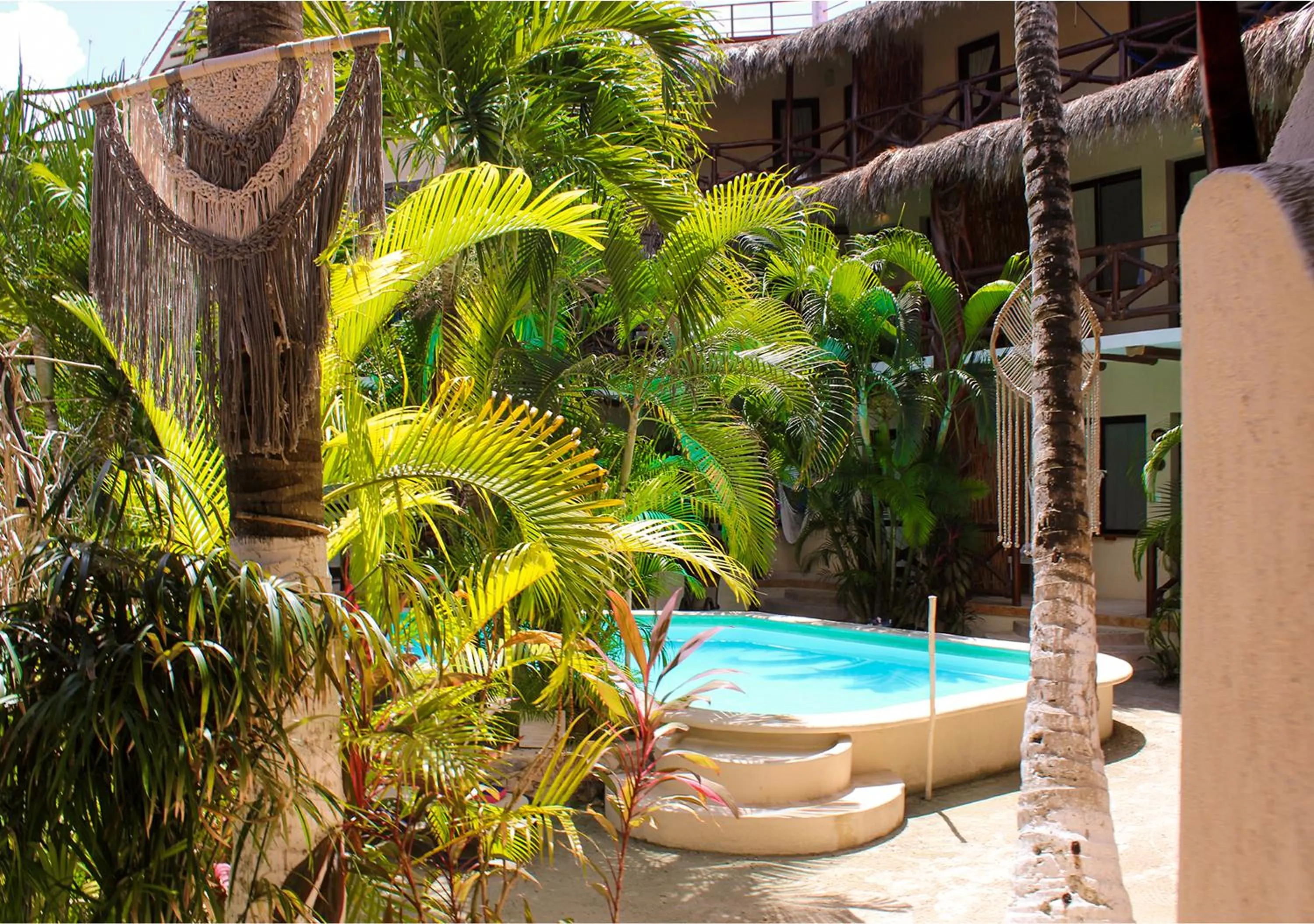 Swimming pool in Holbox Dream Beachfront Hotel