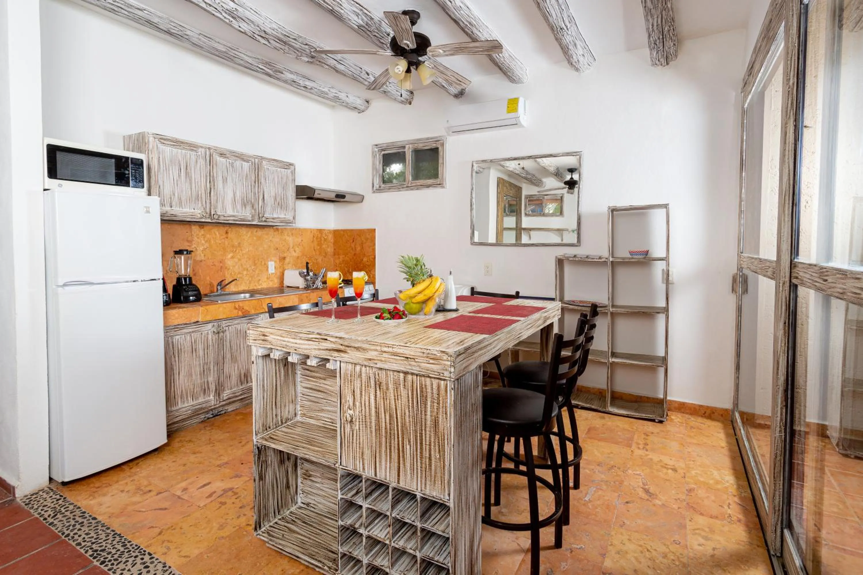 Kitchen or kitchenette in Holbox Dream Beachfront Hotel