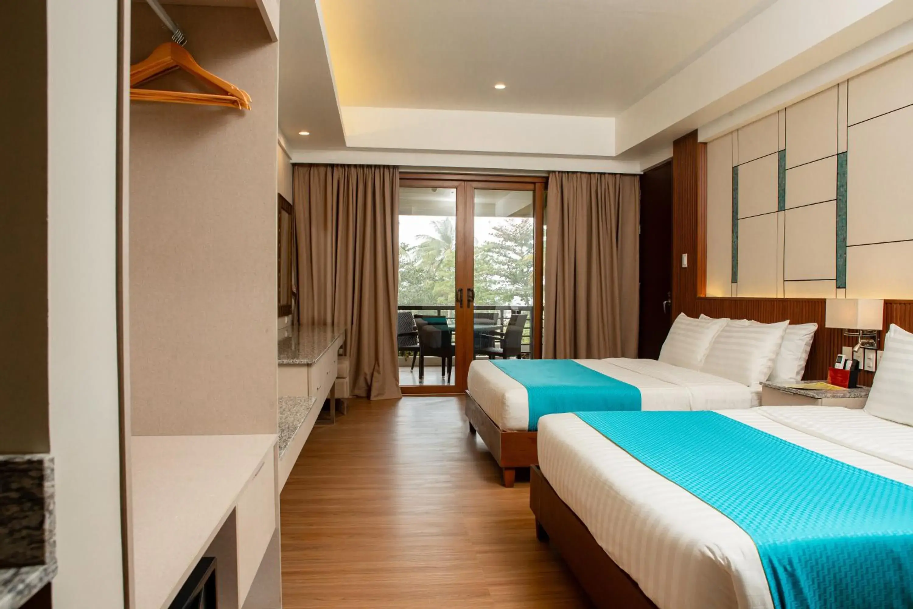 Queen Premiere in Solina Beach & Nature Resort Queen Premiere in Solina Beach & Nature Resort