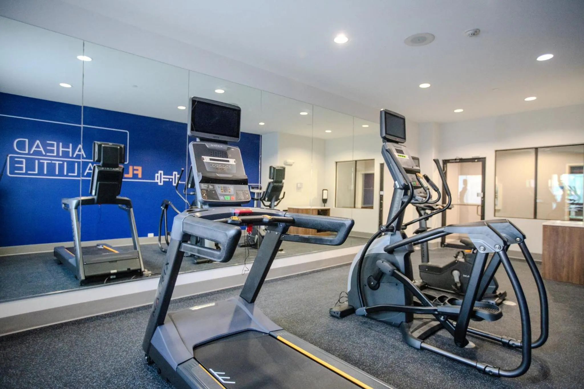 Spa and wellness centre/facilities in Holiday Inn Express & Suites Cleveland by IHG