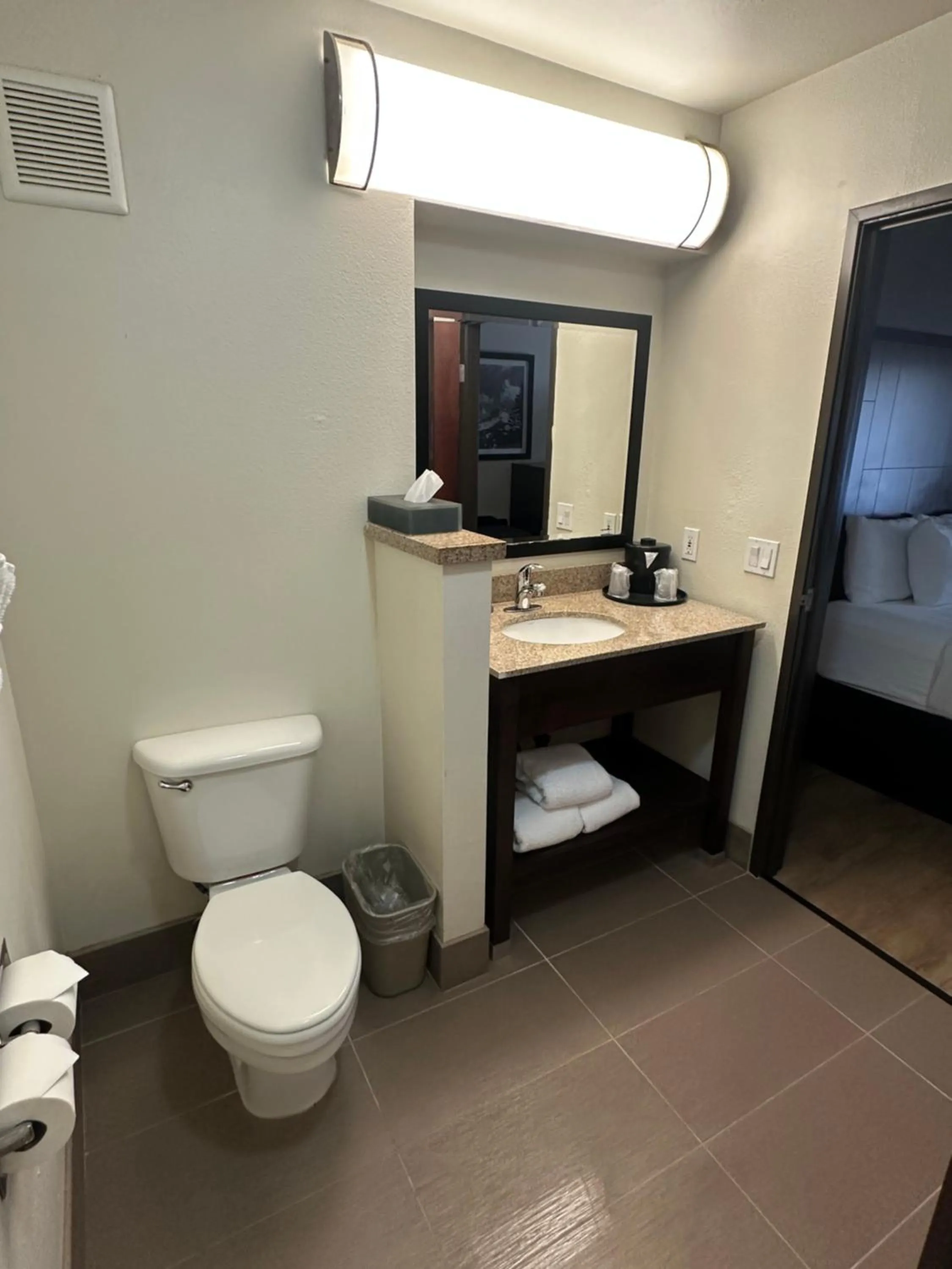 Bathroom in La Quinta by Wyndham Portland Airport