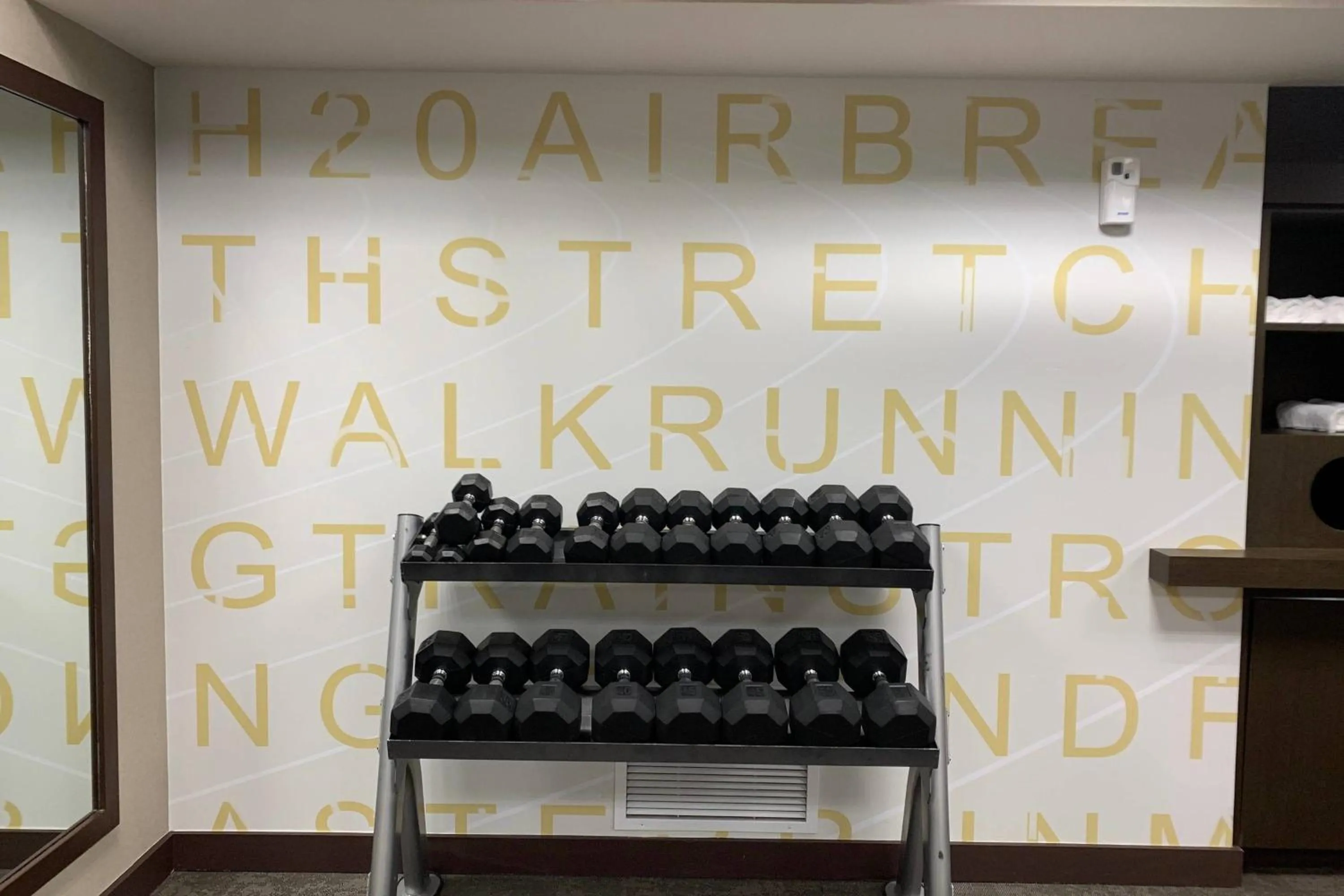 Fitness centre/facilities in Residence Inn Concord