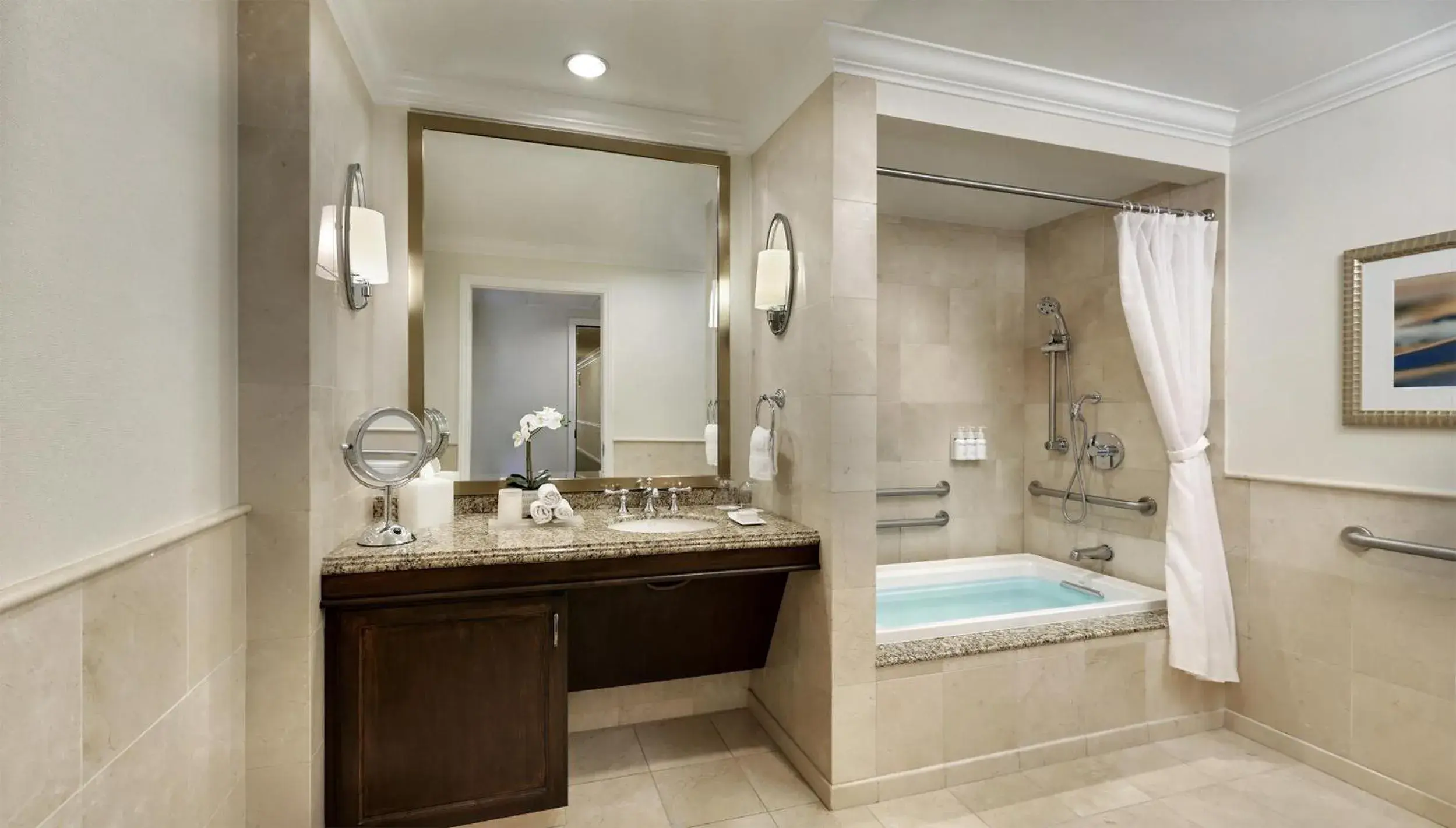 Bathroom in Balboa Bay Resort Bathroom in Balboa Bay Resort