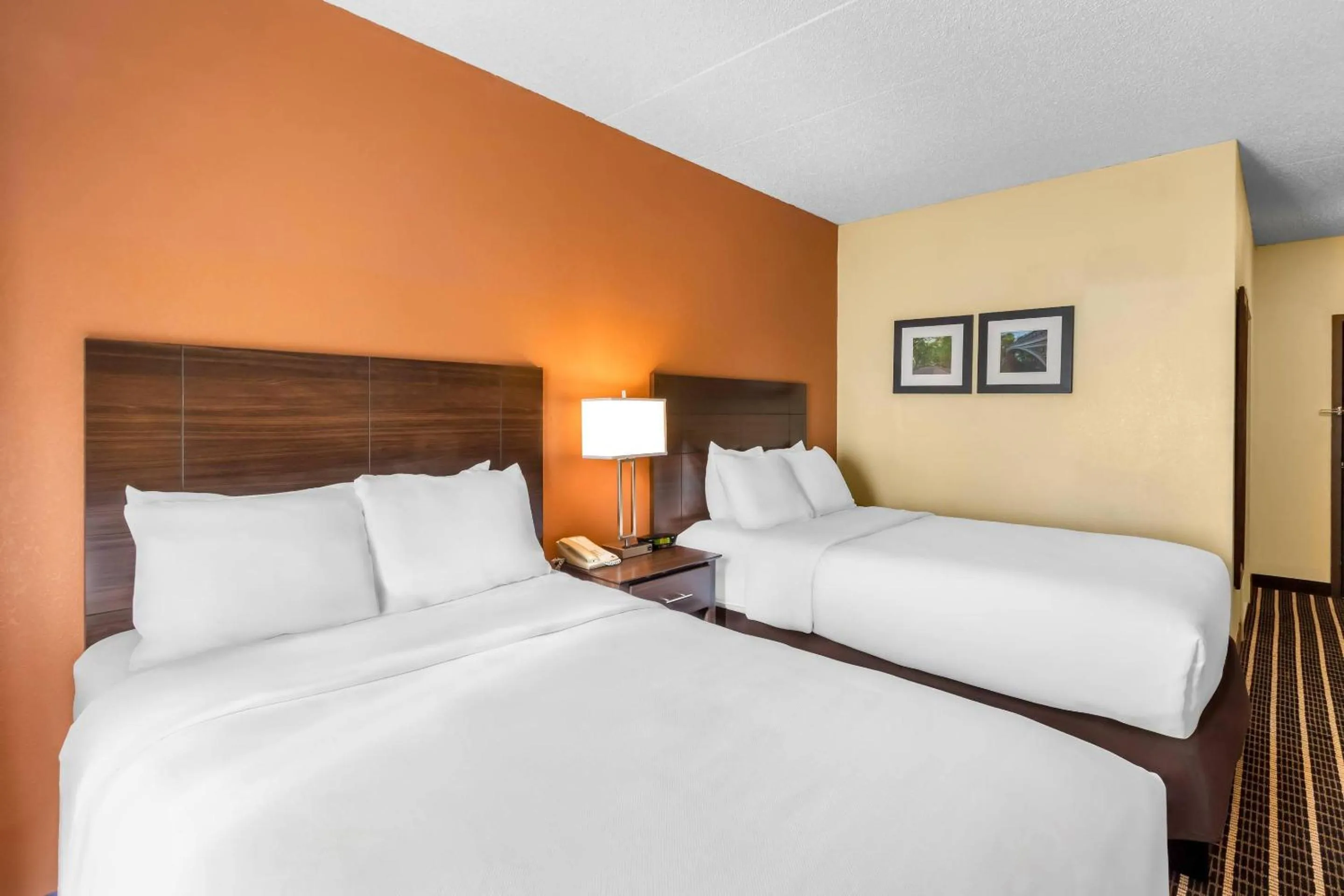 Bedroom, Bed in Comfort Inn & Suites Somerset - New Brunswick