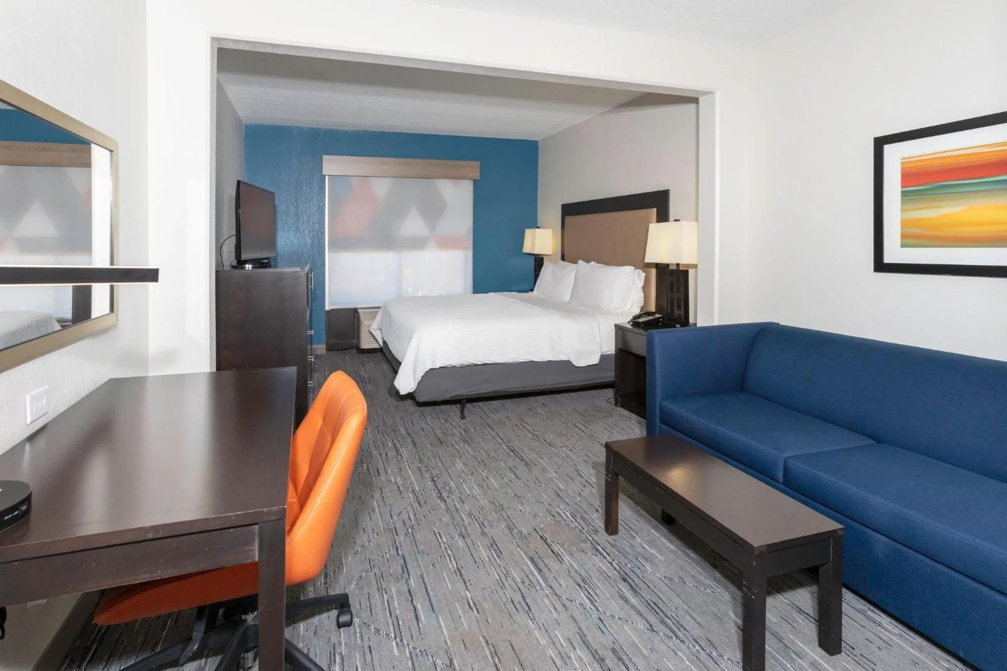 Photo of the whole room, Bed in Holiday Inn Express Hotel & Suites Jacksonville Airport by IHG