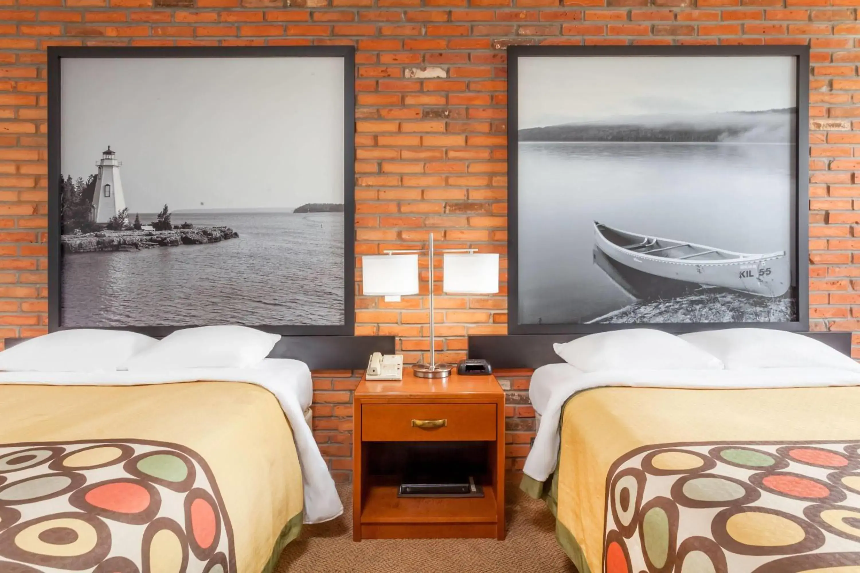 Photo of the whole room, Bed in Super 8 by Wyndham Sudbury ON Photo of the whole room, Bed in Super 8 by Wyndham Sudbury ON