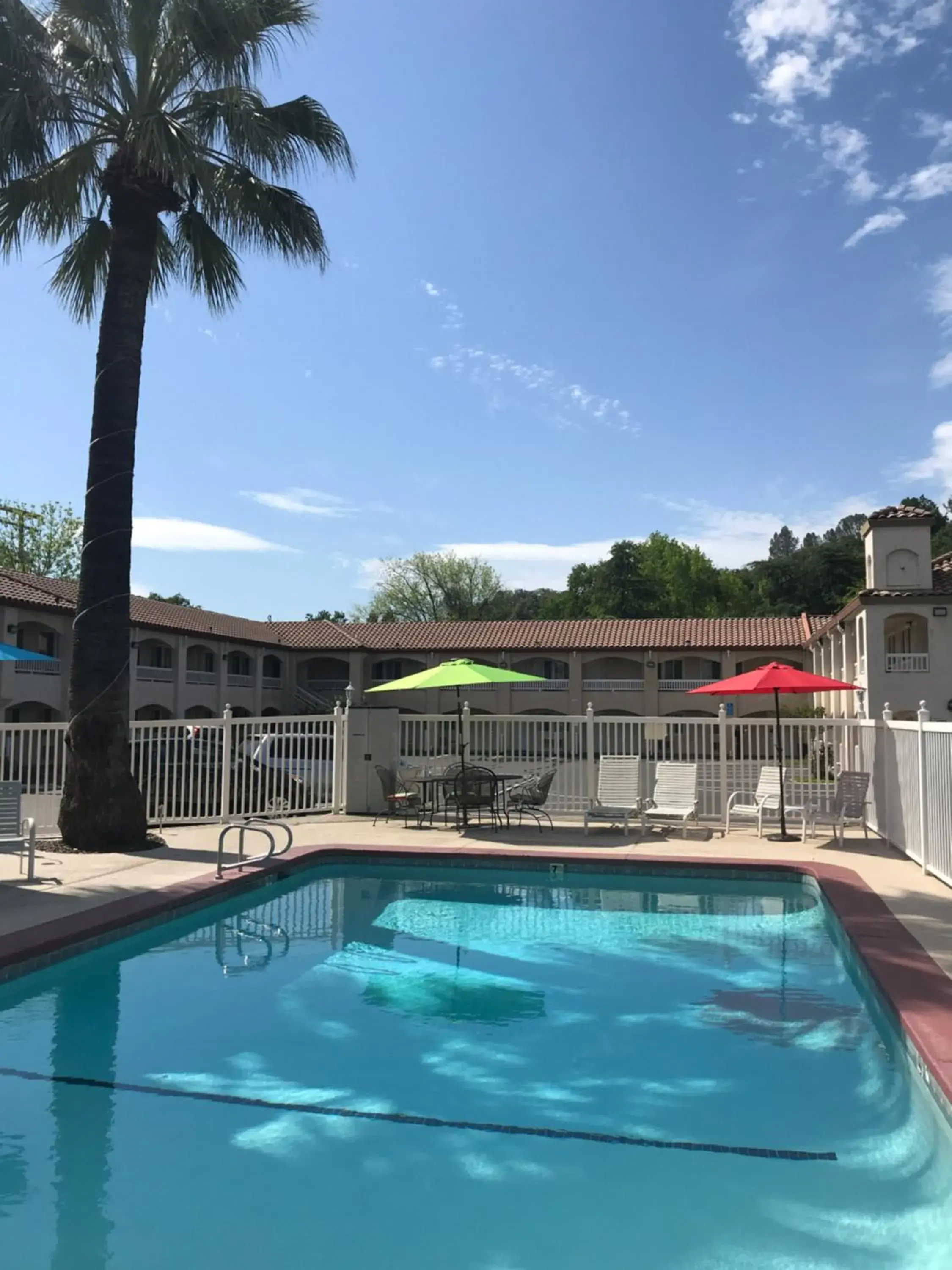 Swimming pool in Travelodge by Wyndham Redding CA Swimming pool in Travelodge by Wyndham Redding CA