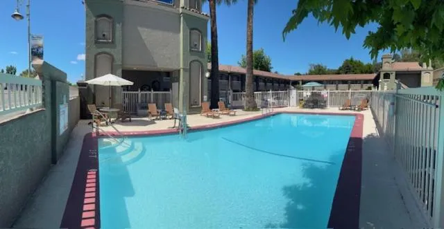 Pool view in Travelodge by Wyndham Redding CA