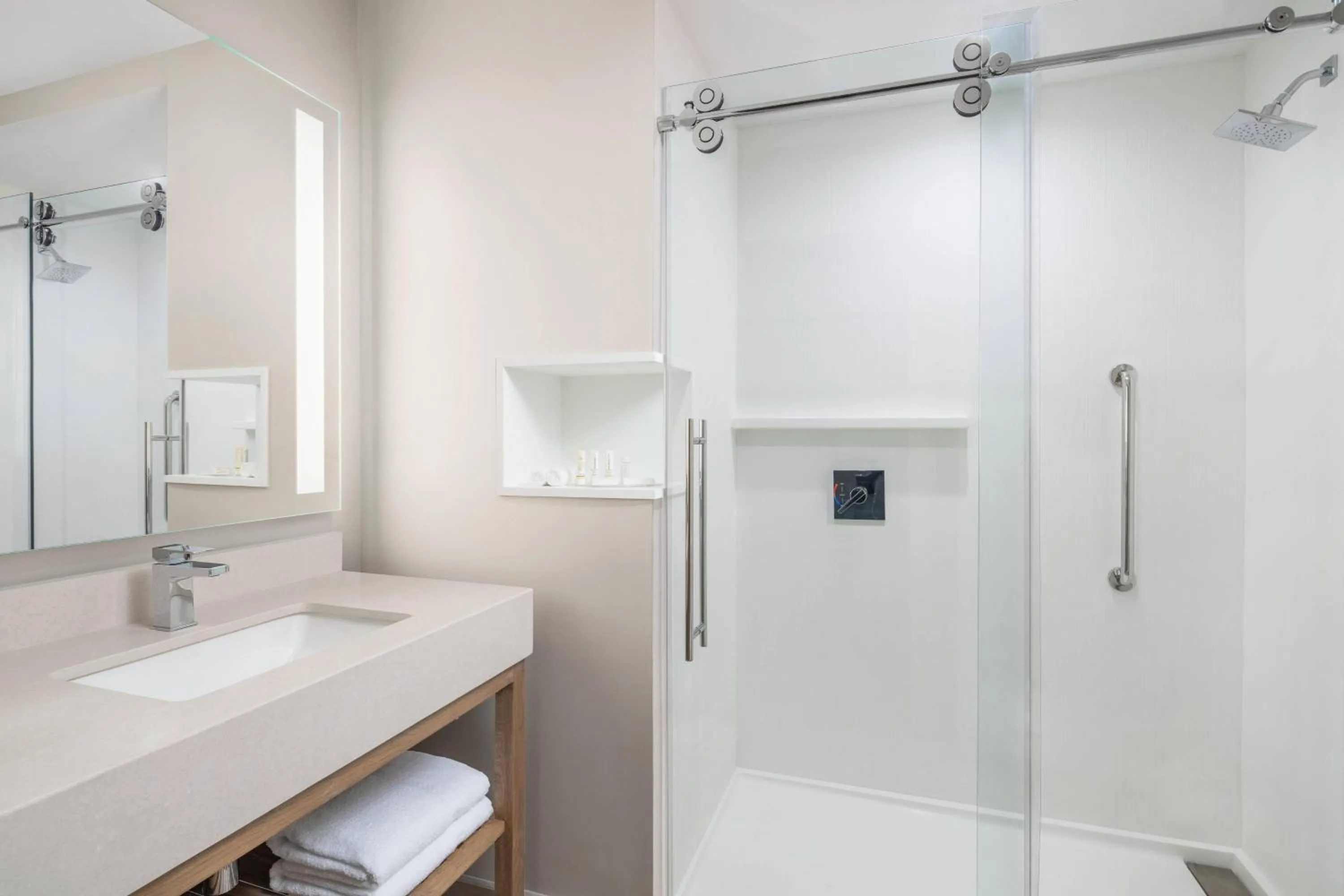 Bathroom in Courtyard by Marriott Port of Spain