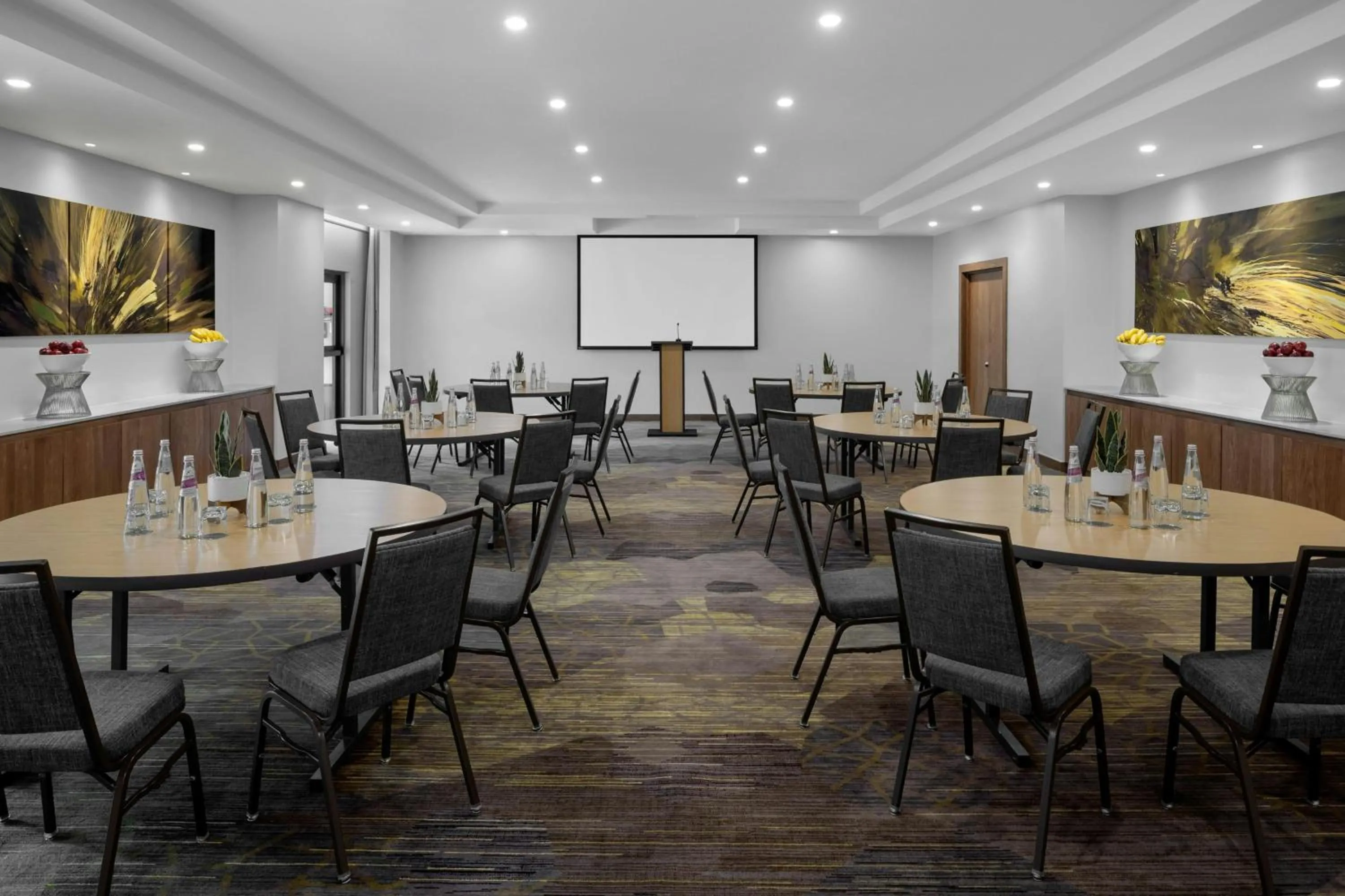 Meeting/conference room in Courtyard by Marriott Port of Spain