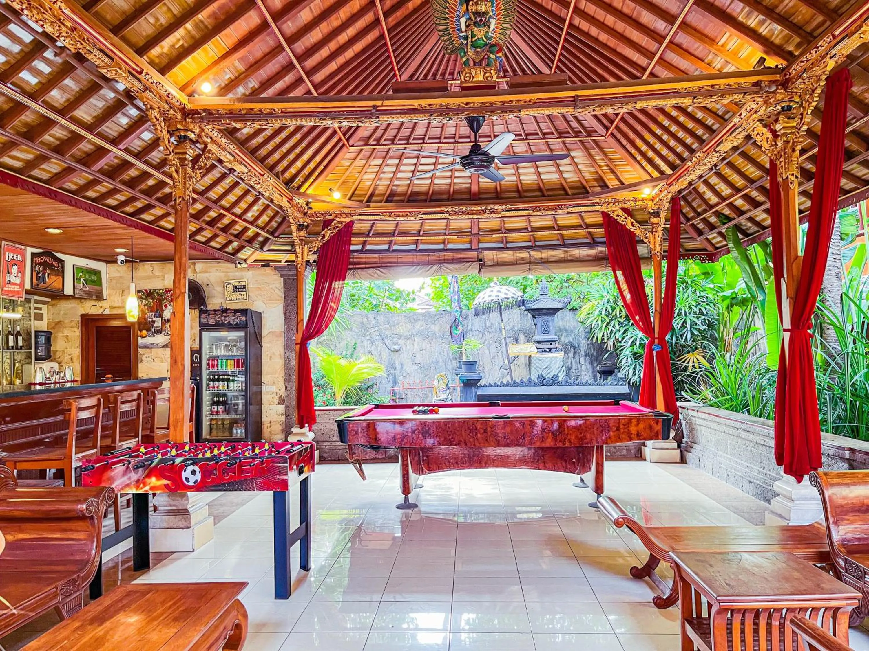 Lounge or bar in Wina Holiday Villa Kuta Bali