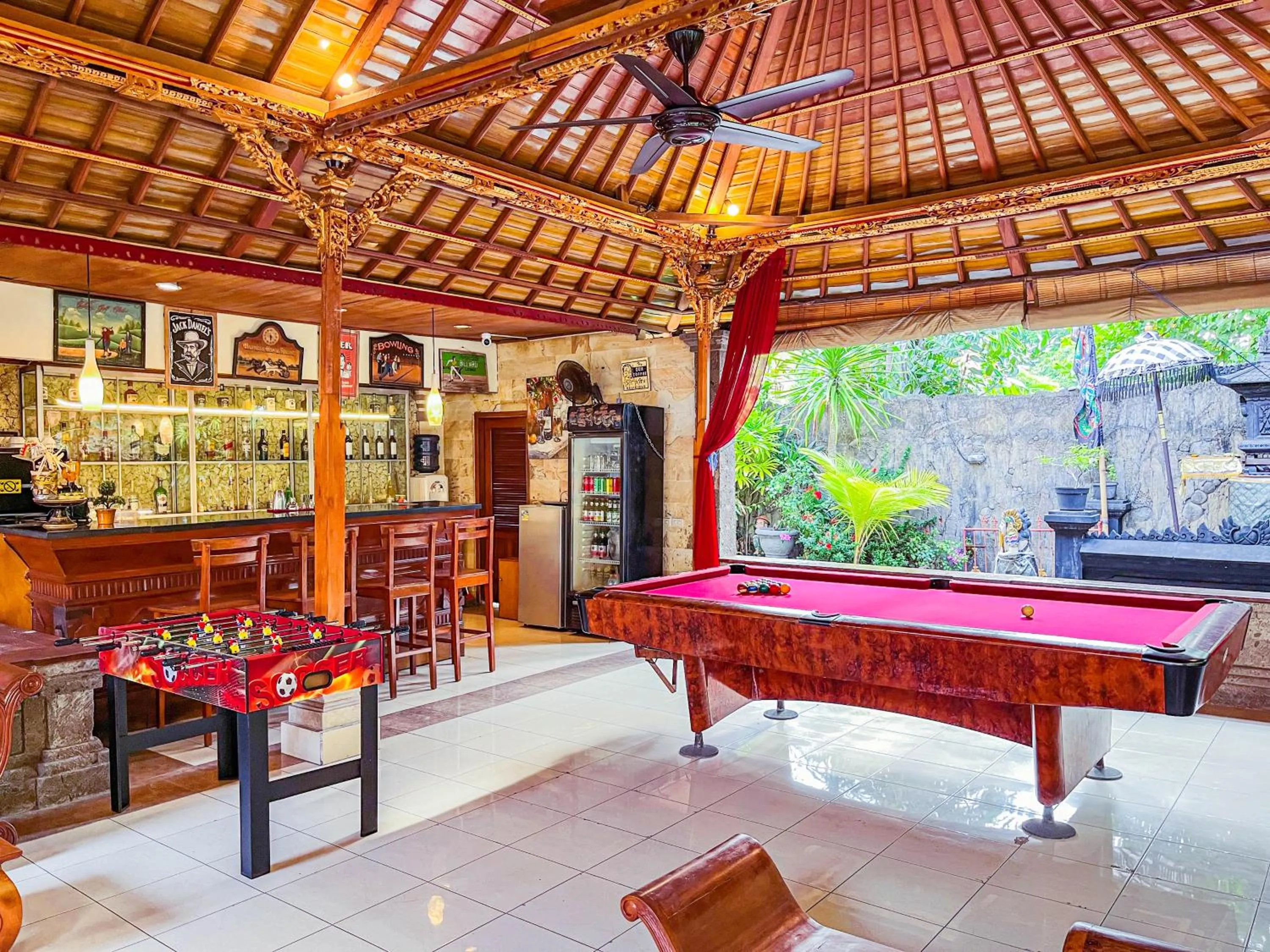 Lounge or bar in Wina Holiday Villa Kuta Bali