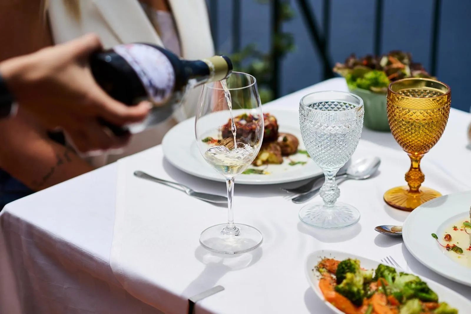 Restaurant/places to eat in Inn & Art Madeira