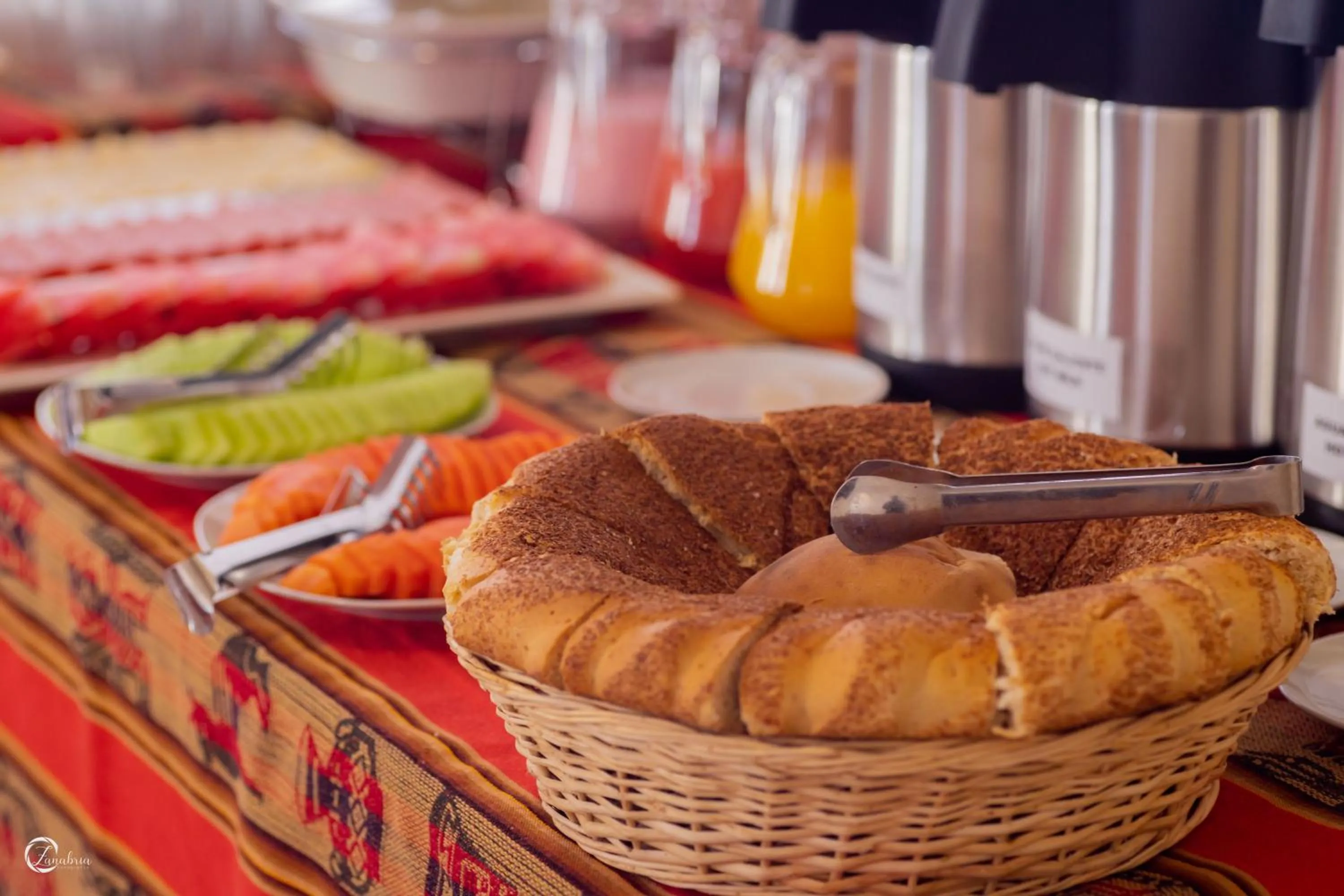 Breakfast in Quechua Hostal Recoleta