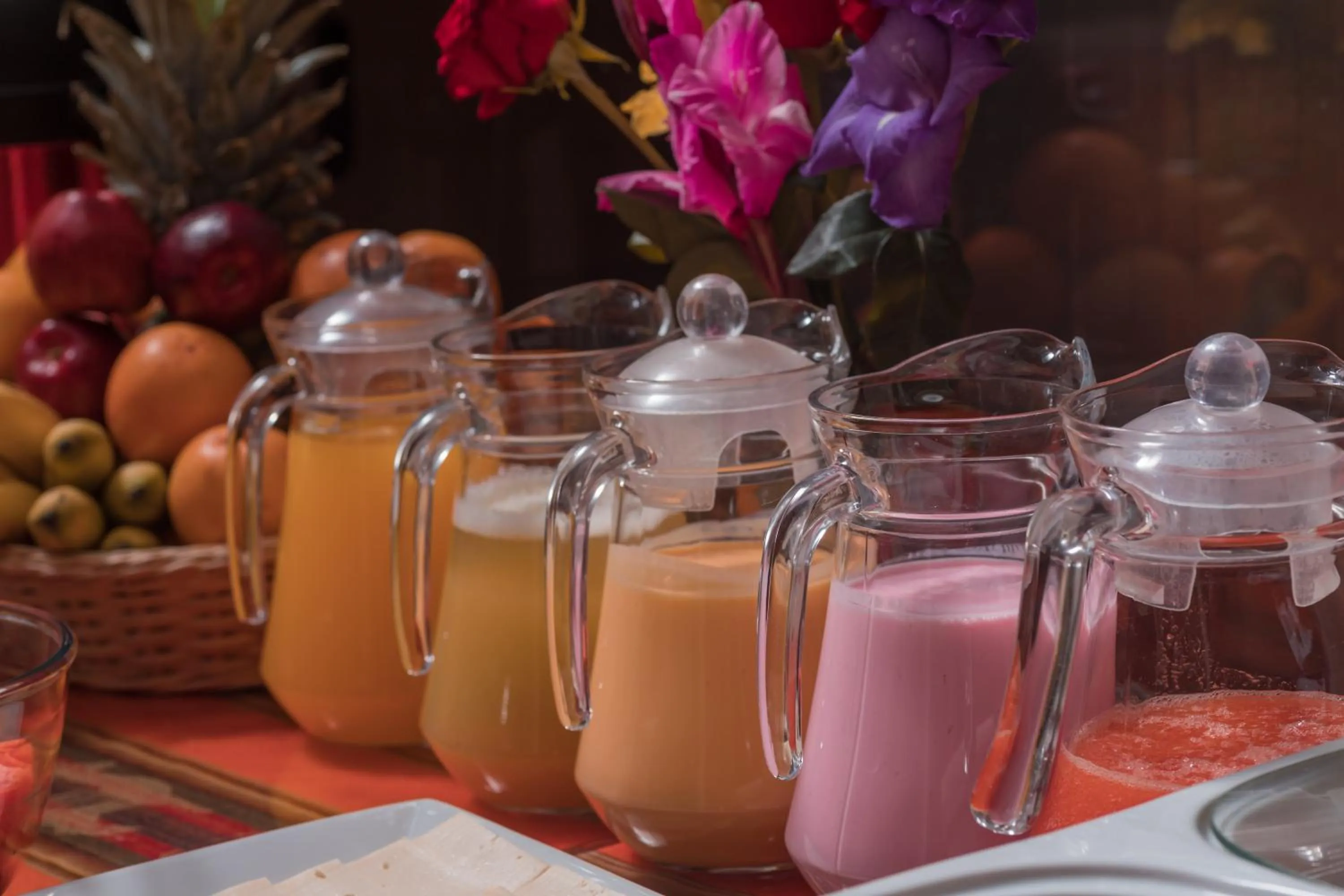 Breakfast in Quechua Hostal Recoleta