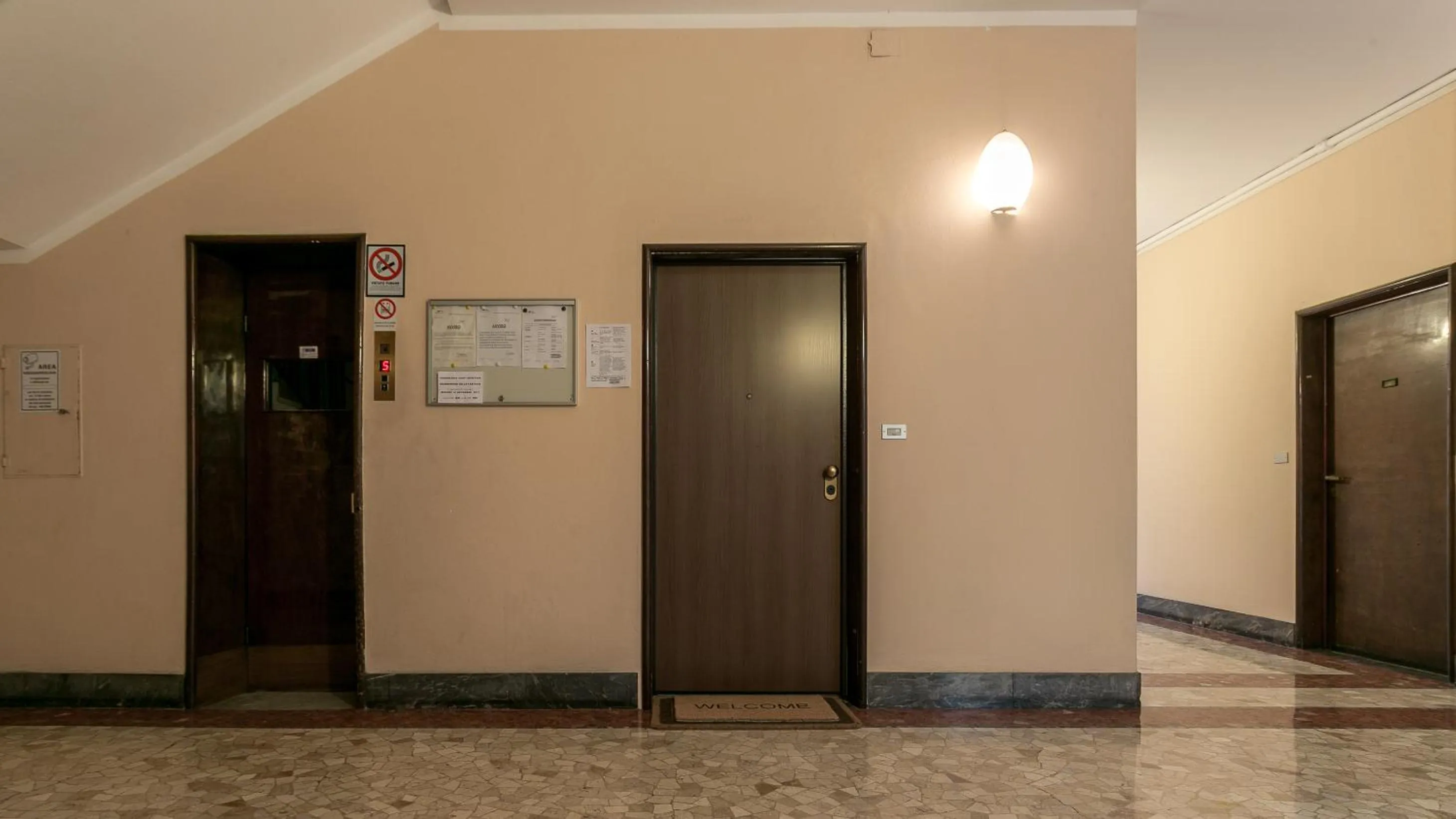 Floor plan in Next Stop - Central Station