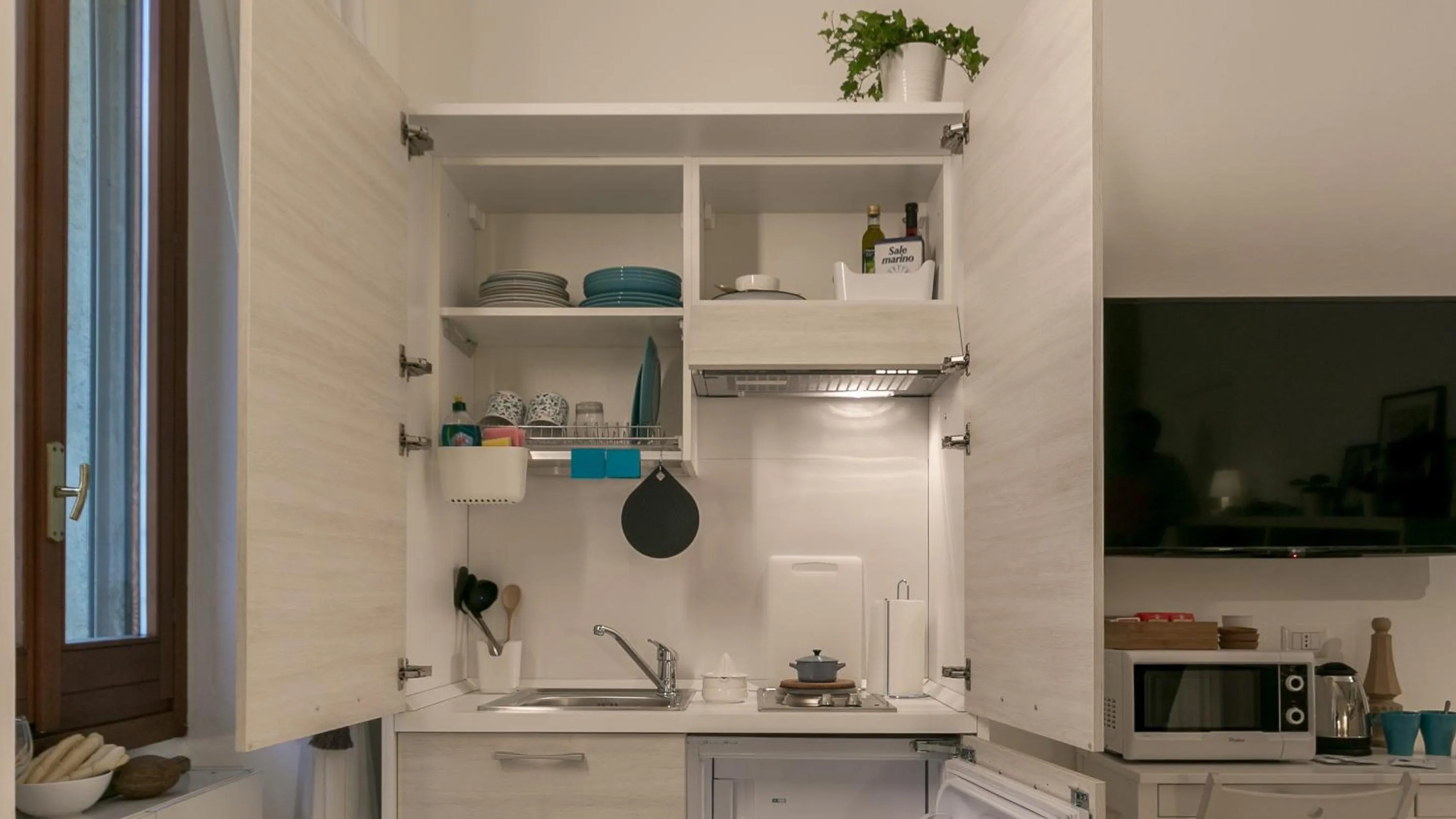 Kitchen or kitchenette in Next Stop - Central Station