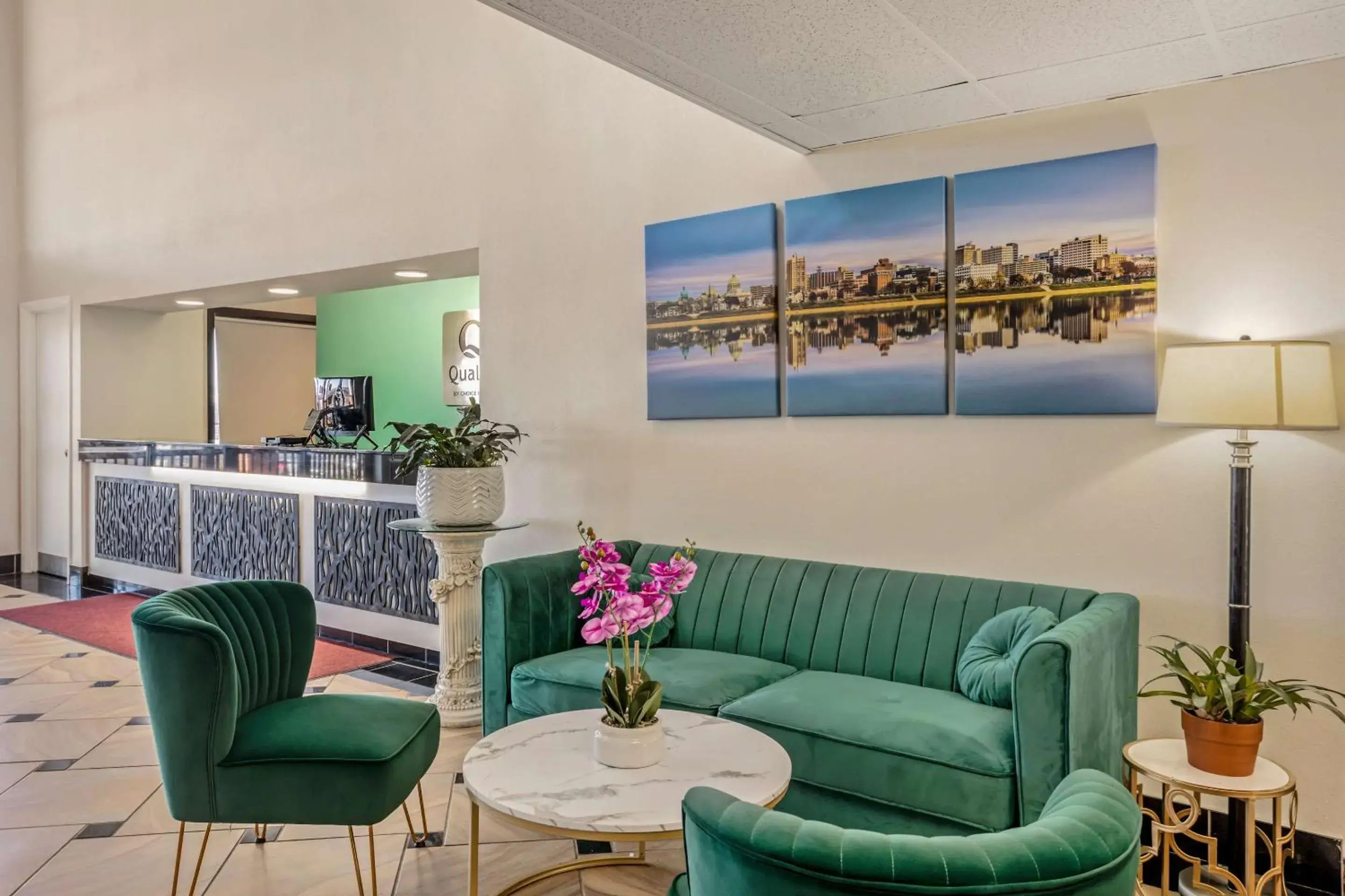 Lobby or reception in Quality Inn Enola - Harrisburg Lobby or reception in Quality Inn Enola - Harrisburg