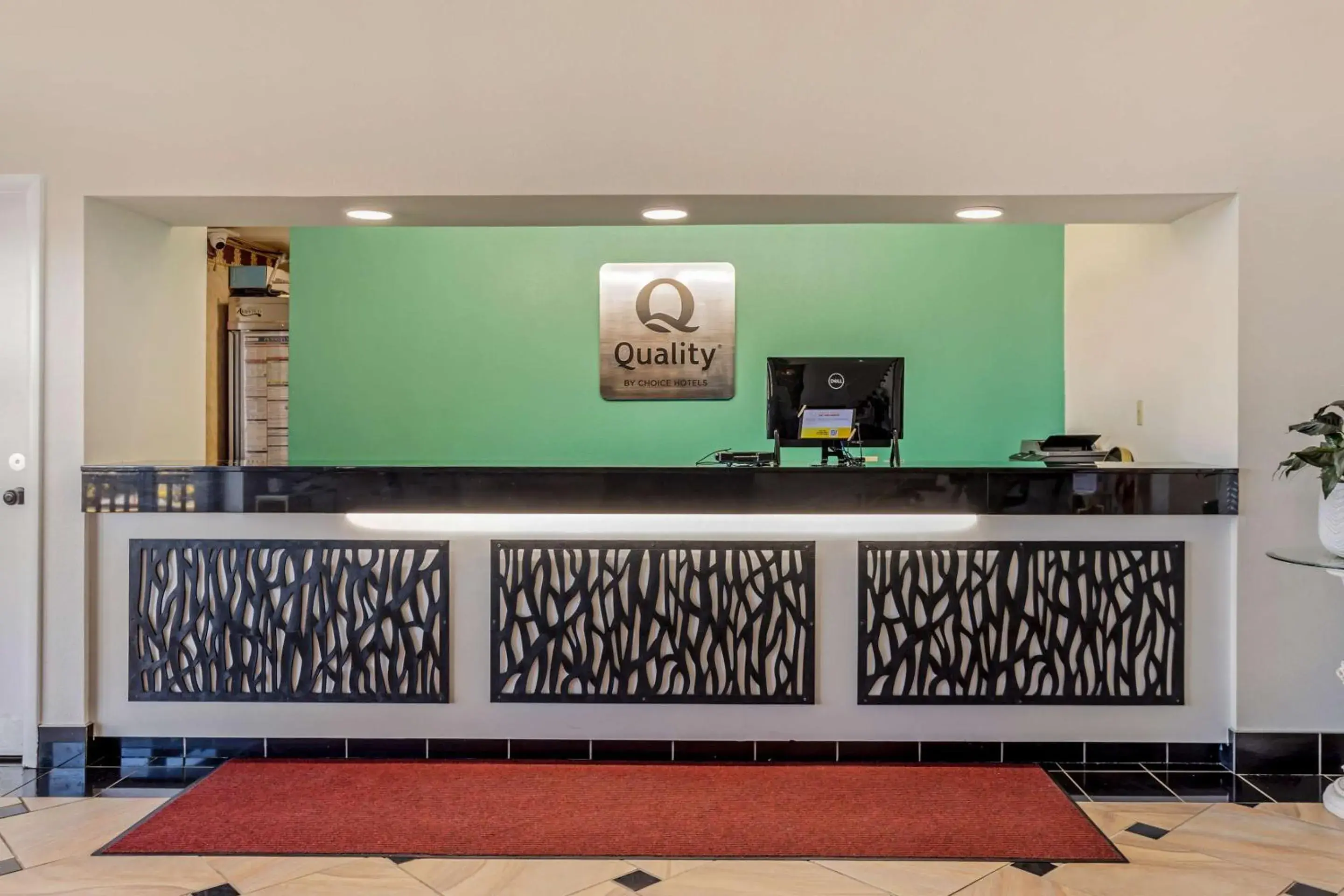 Lobby or reception in Quality Inn Enola - Harrisburg Lobby or reception in Quality Inn Enola - Harrisburg
