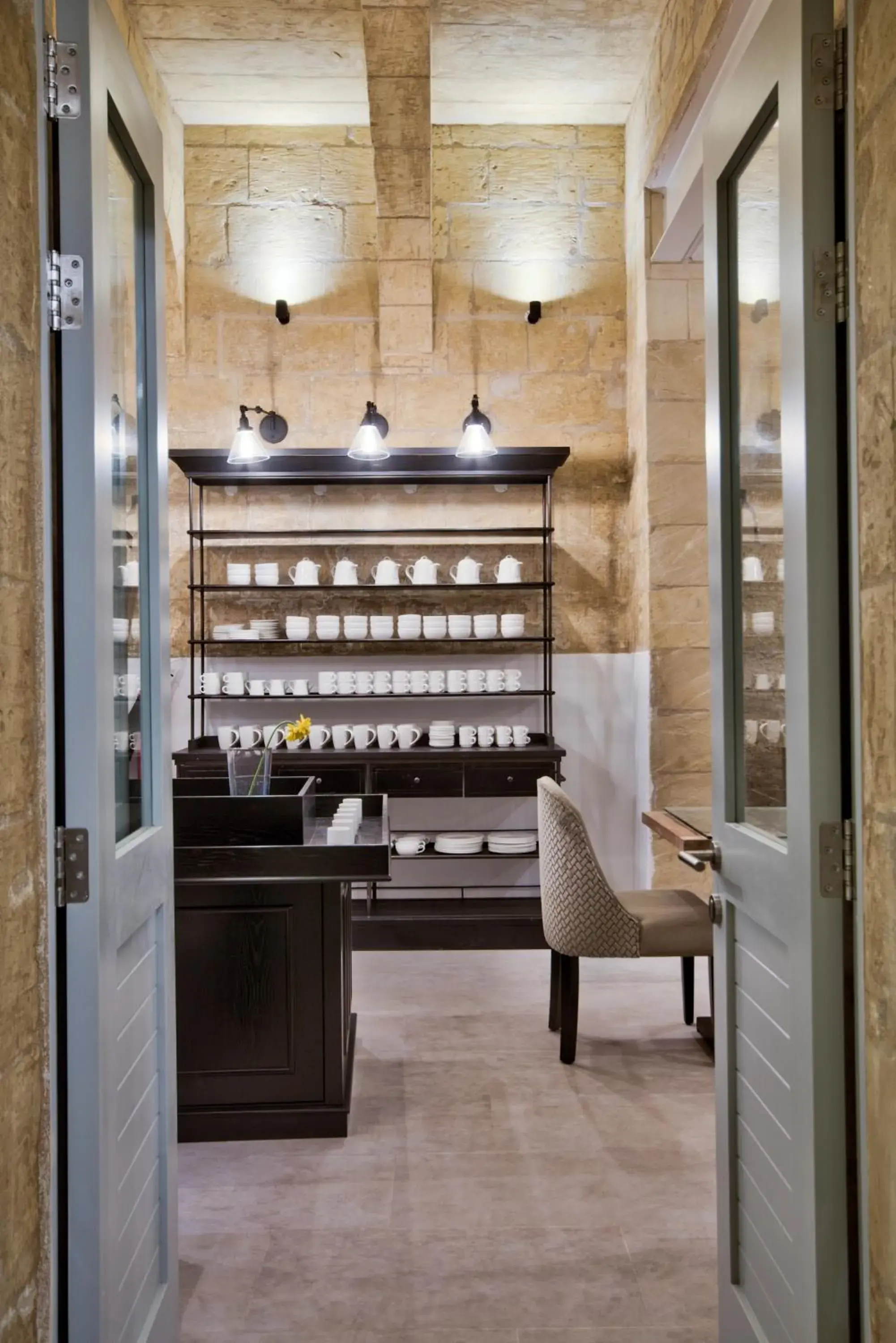 Restaurant/places to eat in 66 Saint Paul's & Spa Restaurant/places to eat in 66 Saint Paul's & Spa