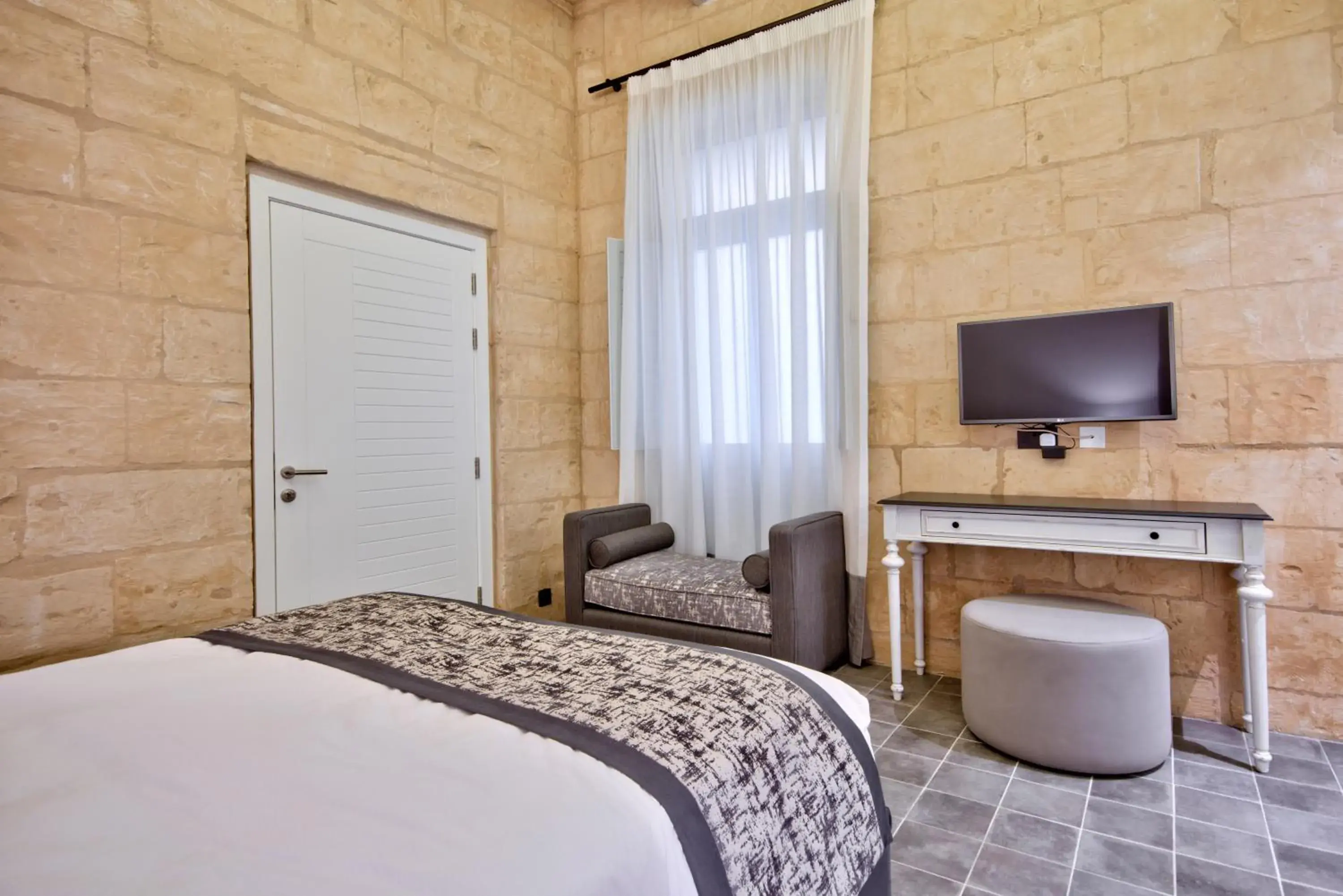 Bedroom, Bed in 66 Saint Paul's & Spa Bedroom, Bed in 66 Saint Paul's & Spa