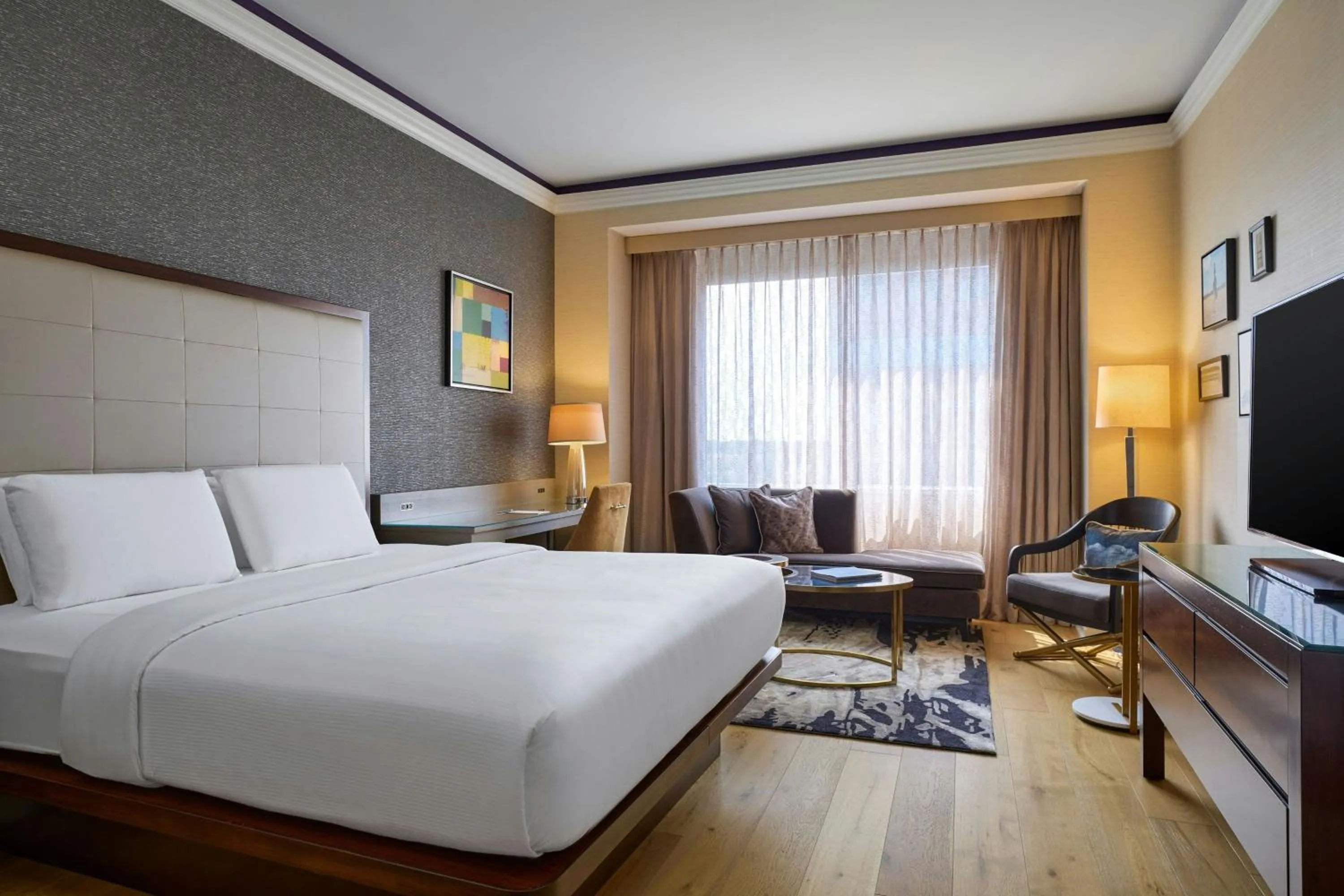 Photo of the whole room, Bed in The Henry, Autograph Collection