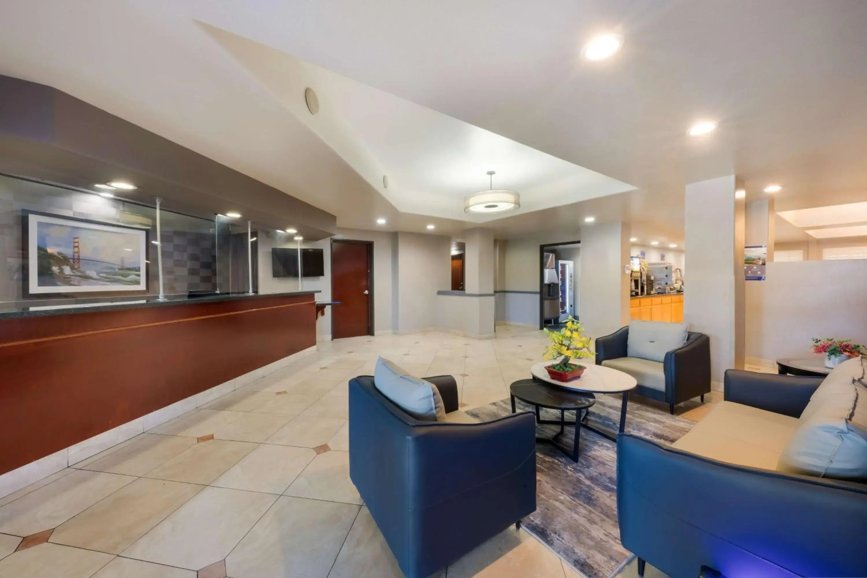 Lobby or reception in Best Western Lanai Garden Inn & Suites Lobby or reception in Best Western Lanai Garden Inn & Suites