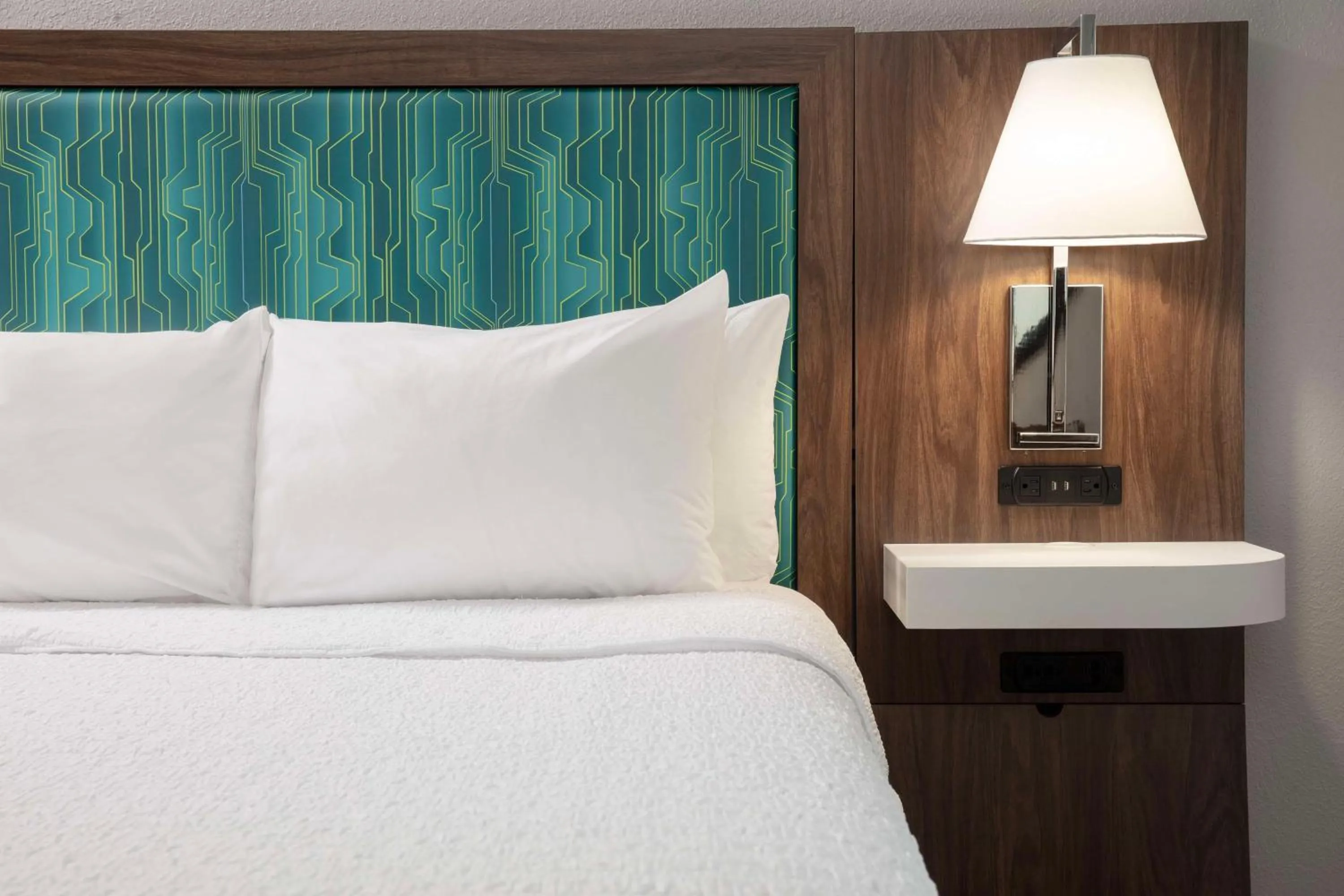 Bed in Hampton Inn Kingsland