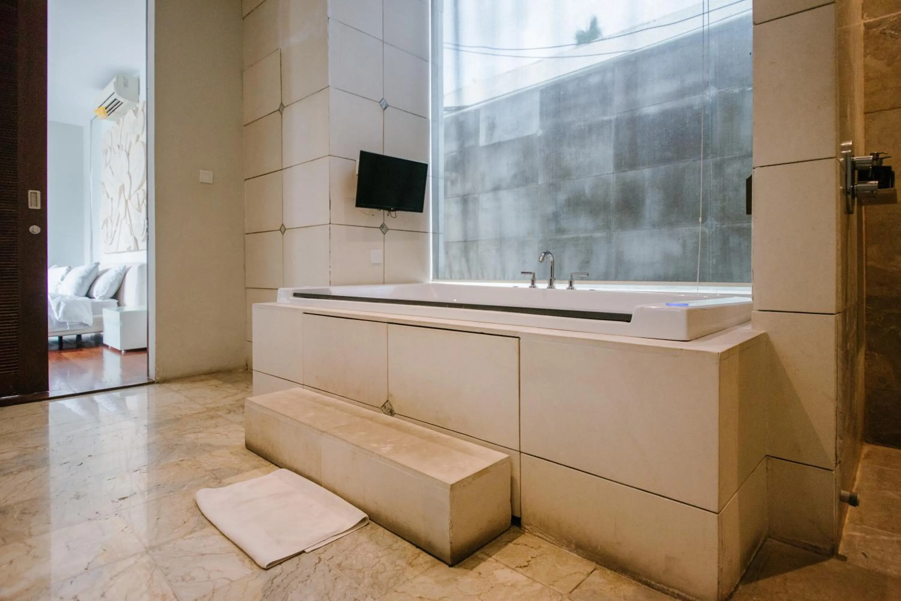 Bath in C151 Smart Villas at Seminyak