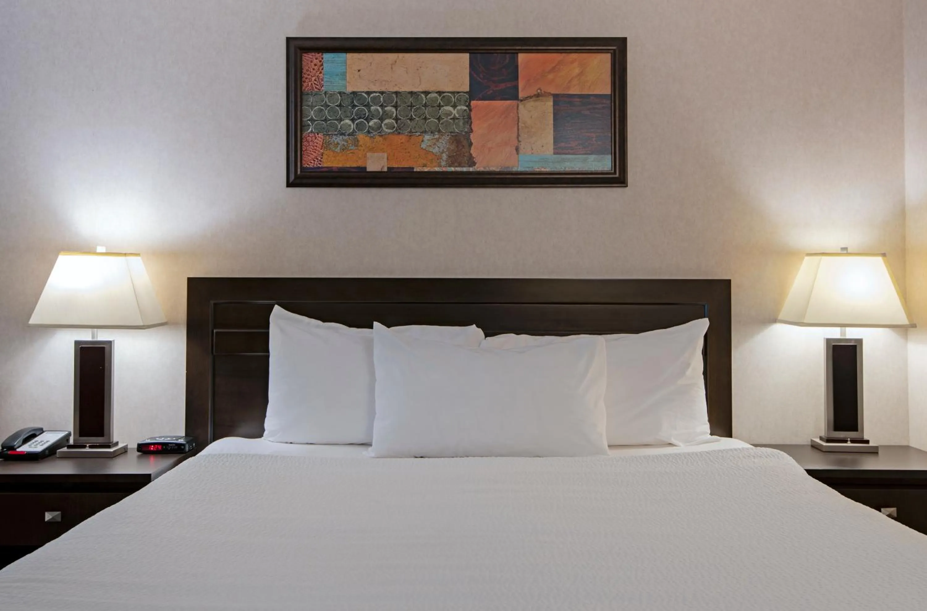 Bed in Travelodge by Wyndham Kamloops Mountview