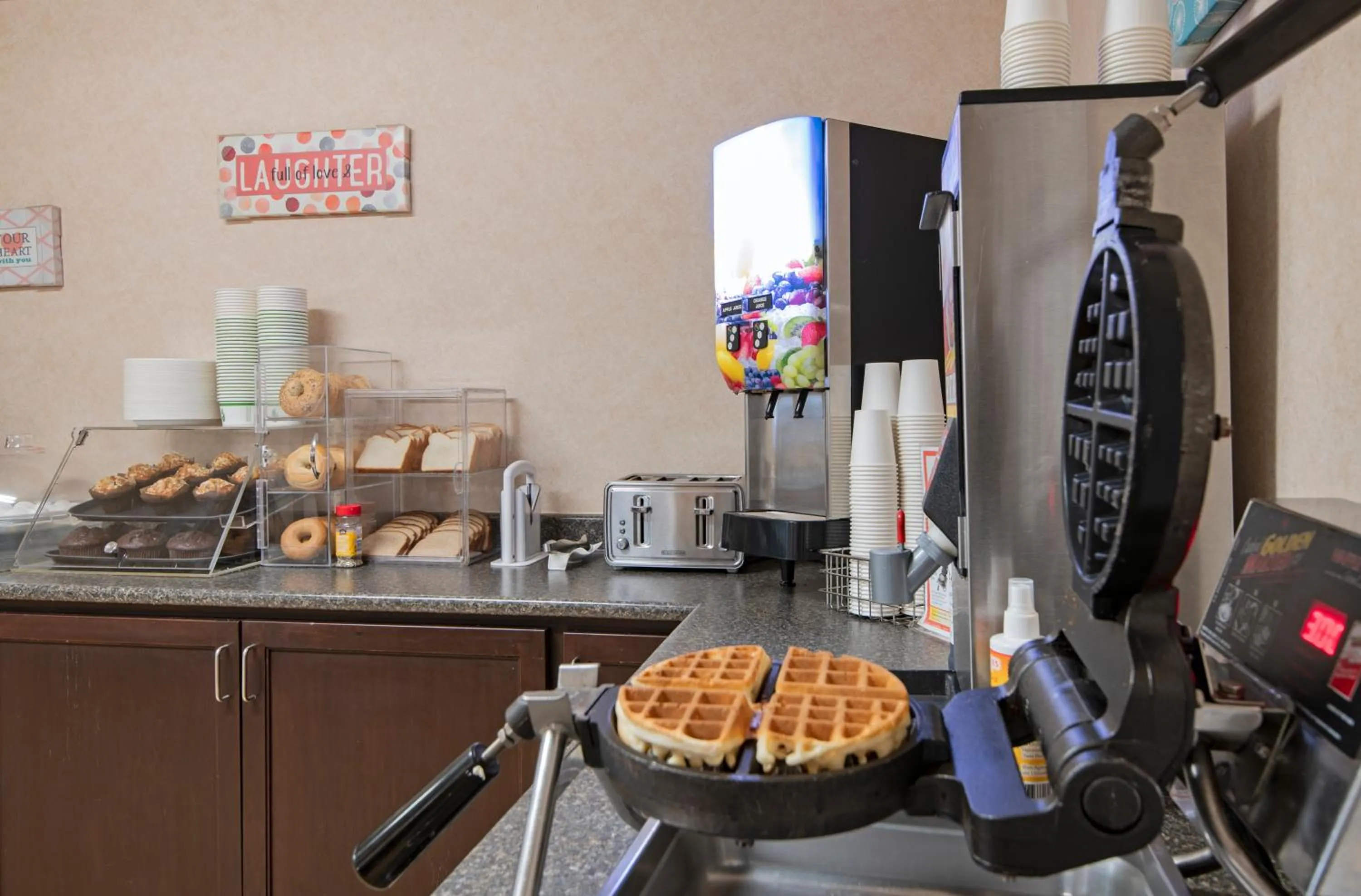 Buffet breakfast in Travelodge by Wyndham Kamloops Mountview